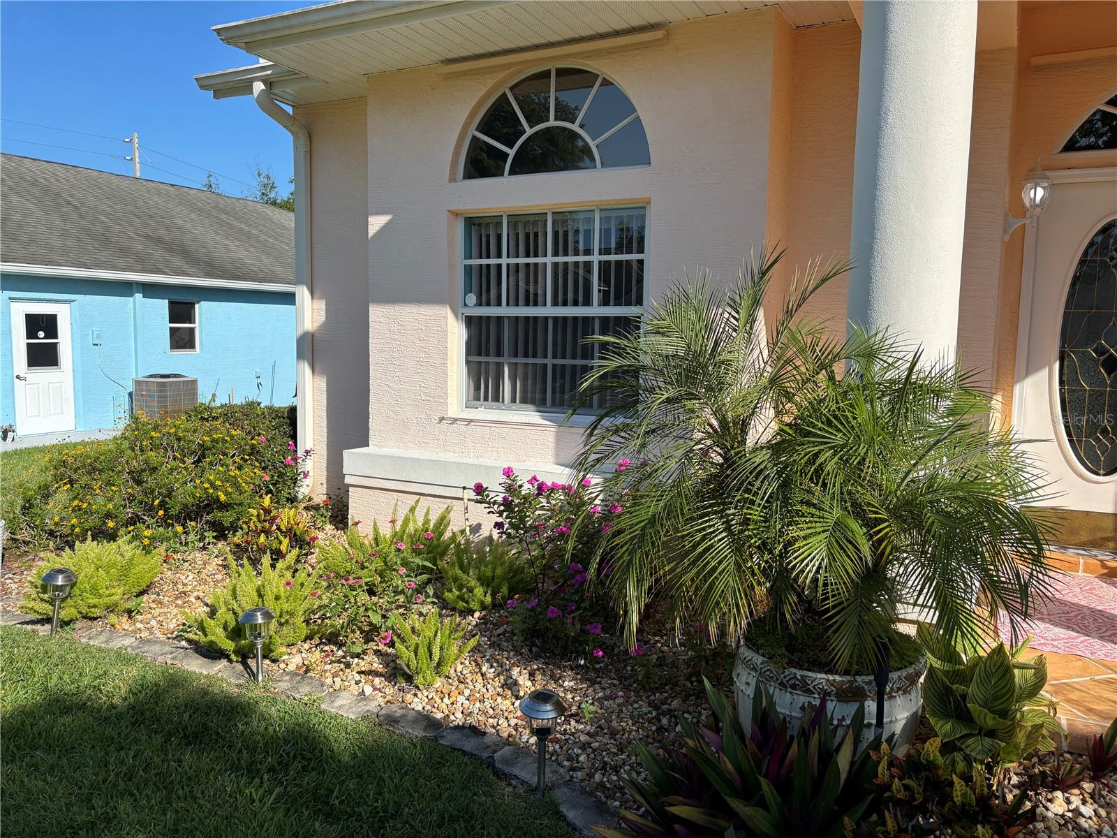 Listing photo id 8 for 13339 Amberwood Street