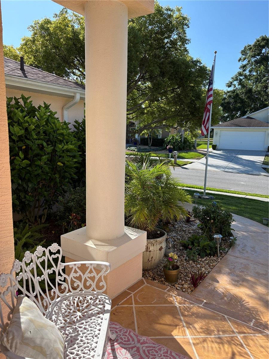 Listing photo id 9 for 13339 Amberwood Street