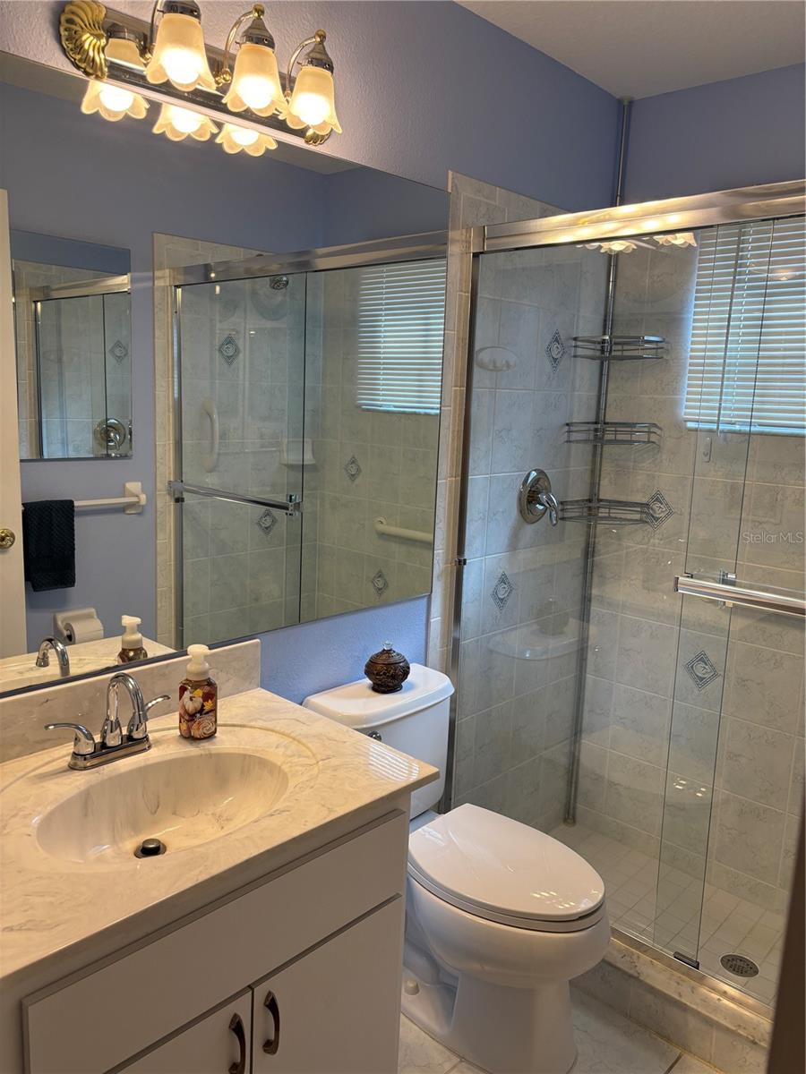 Listing photo id 33 for 13339 Amberwood Street