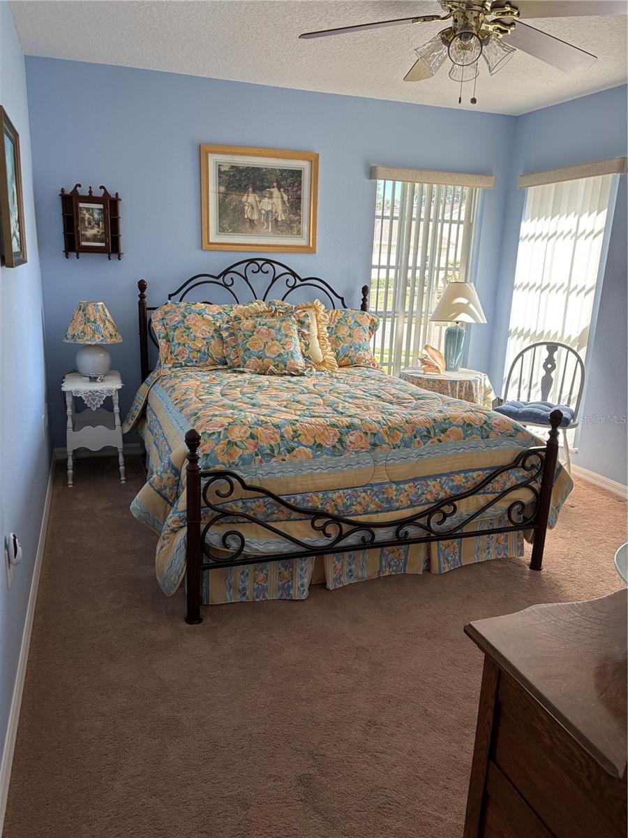 Listing photo id 34 for 13339 Amberwood Street