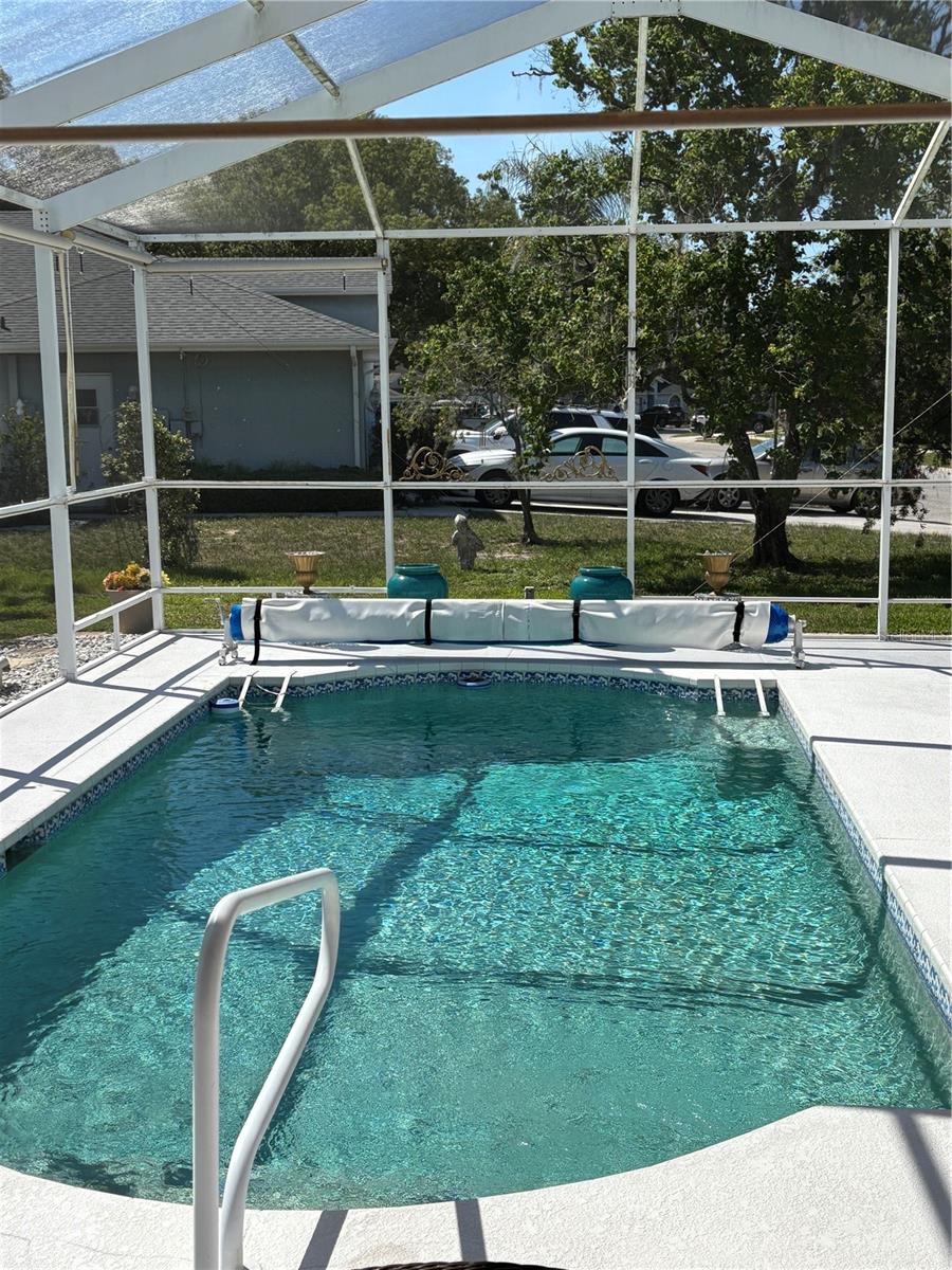 Listing photo id 40 for 13339 Amberwood Street