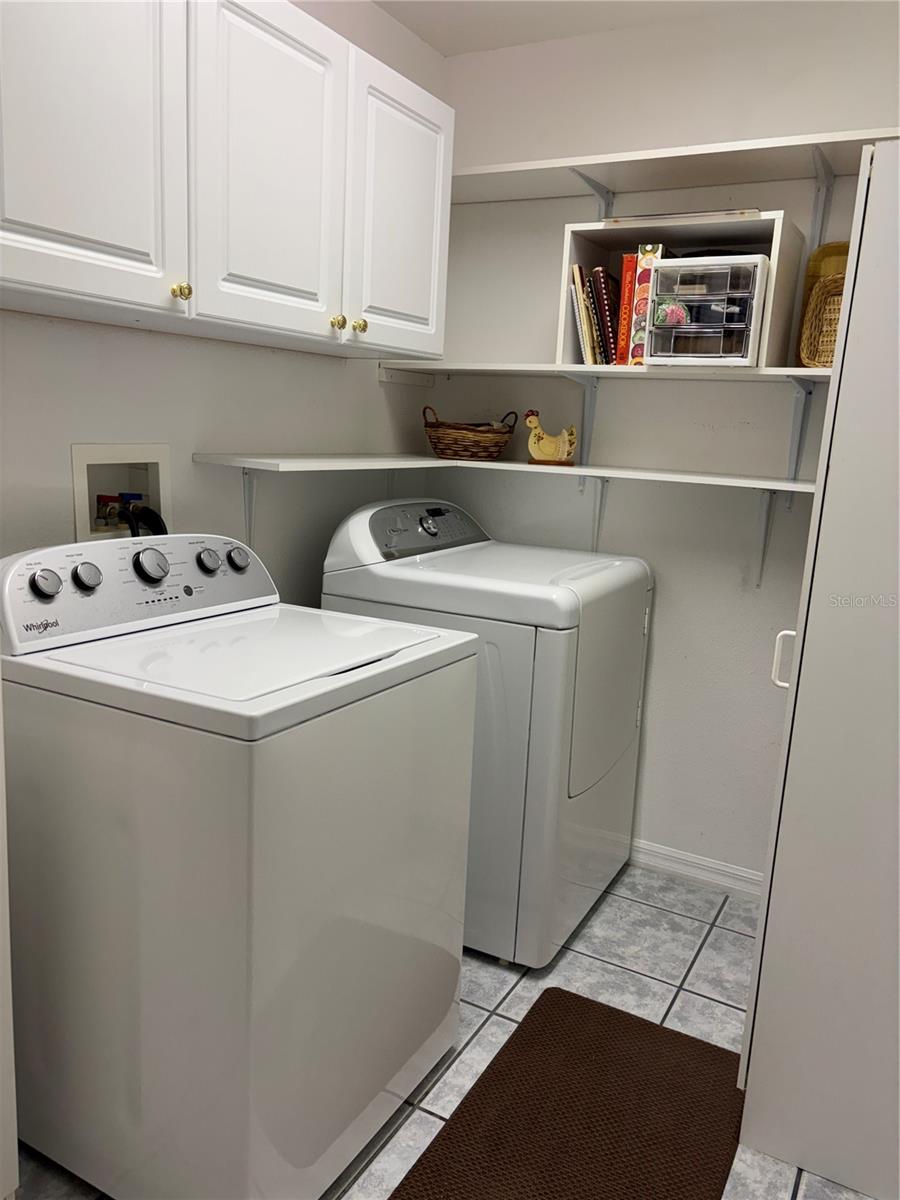Listing photo id 44 for 13339 Amberwood Street