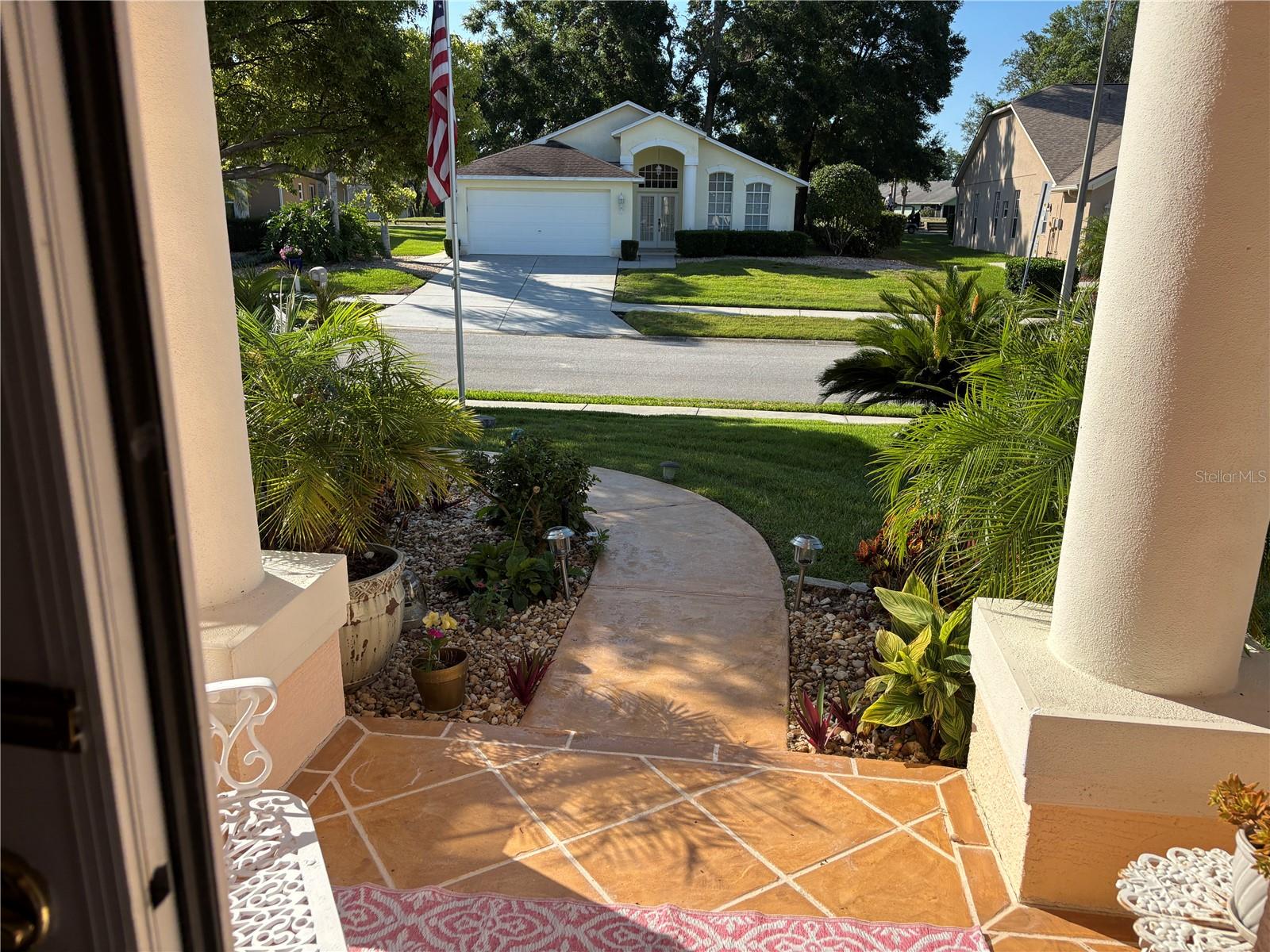 Listing photo id 7 for 13339 Amberwood Street