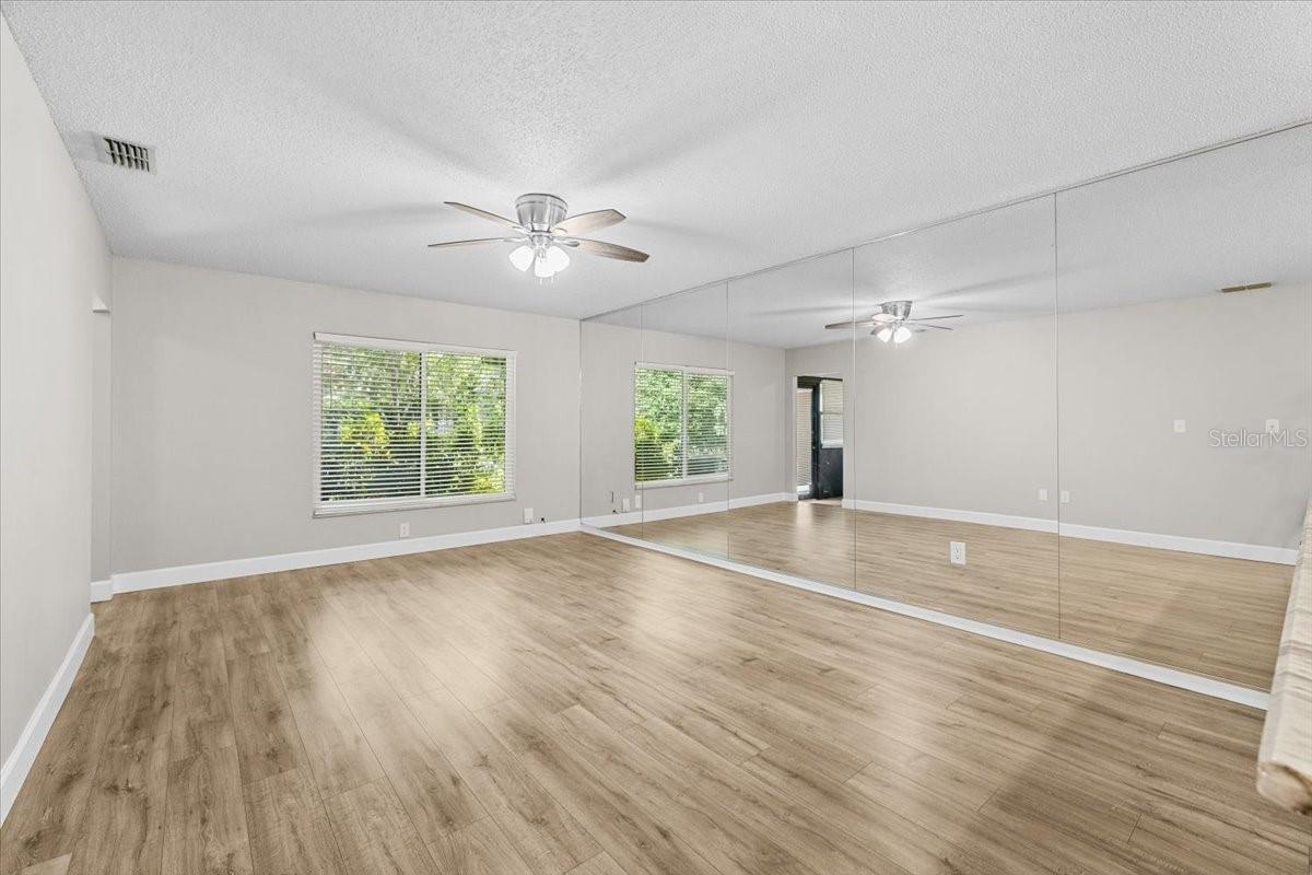 Image 11 of 43 For 7633 Piping Rock Court 7633