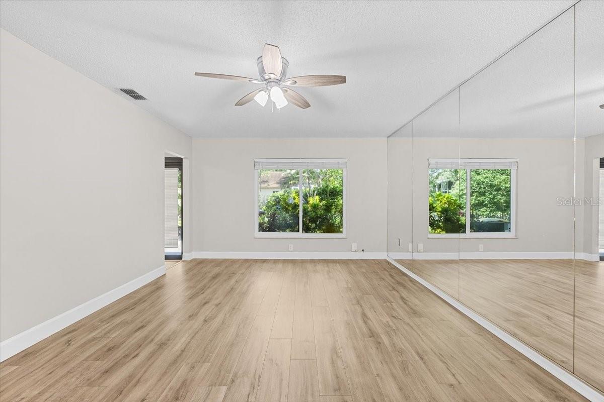 Image 12 of 43 For 7633 Piping Rock Court 7633