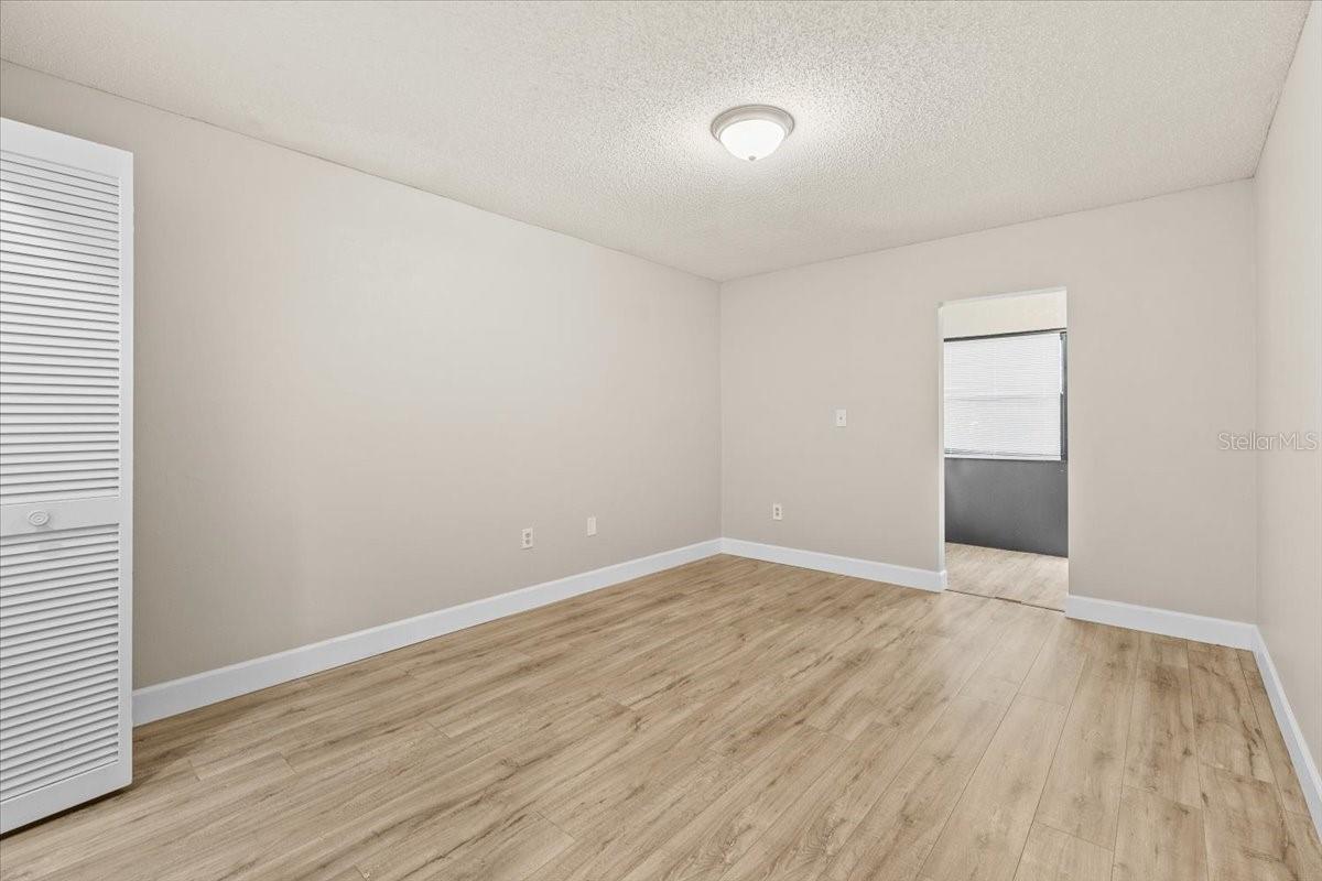 Image 19 of 43 For 7633 Piping Rock Court 7633