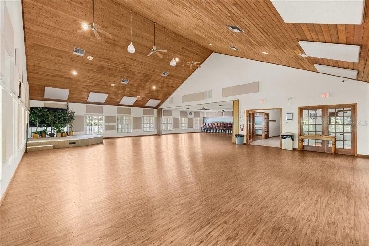 Image 39 of 43 For 7633 Piping Rock Court 7633