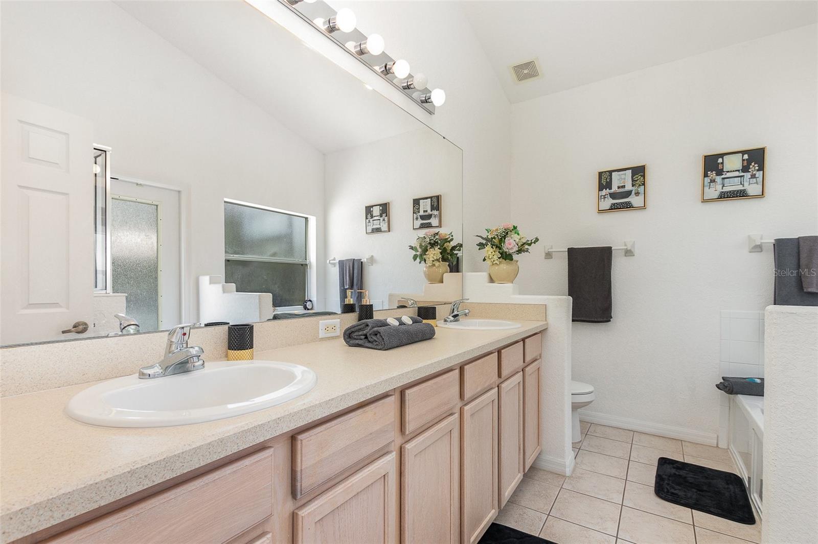 Image 11 of 21 For 908 Andalusia Loop