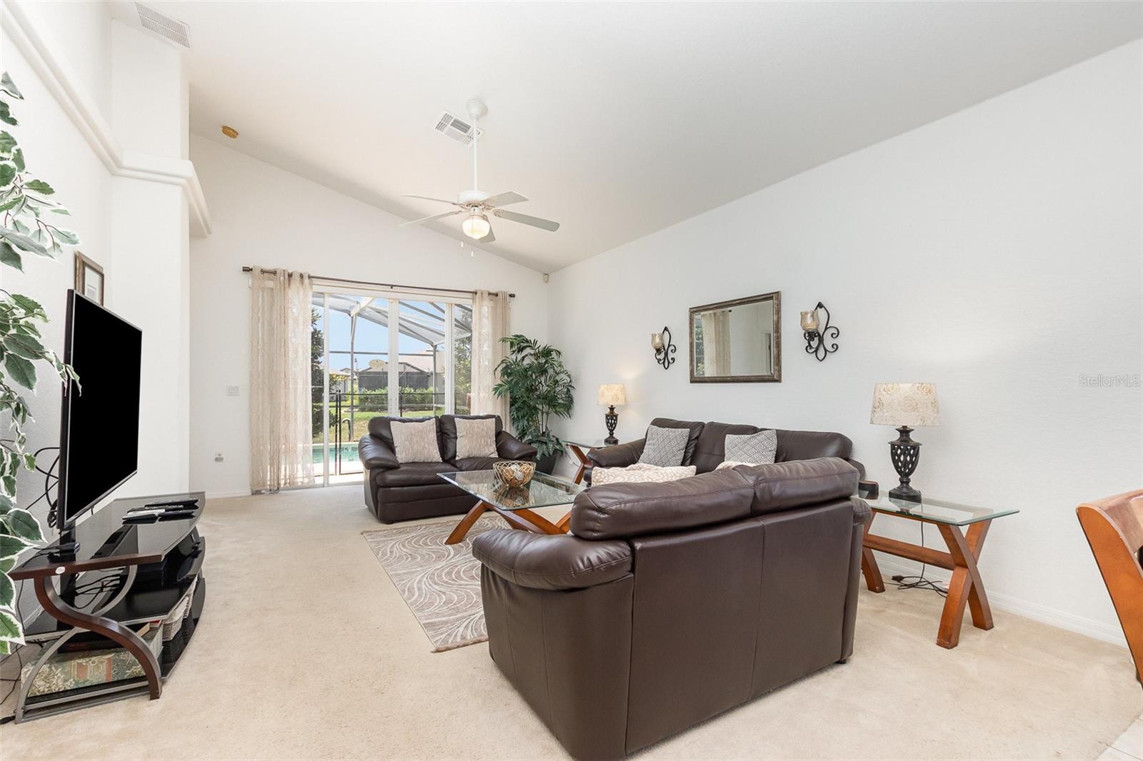 Image 3 of 21 For 908 Andalusia Loop