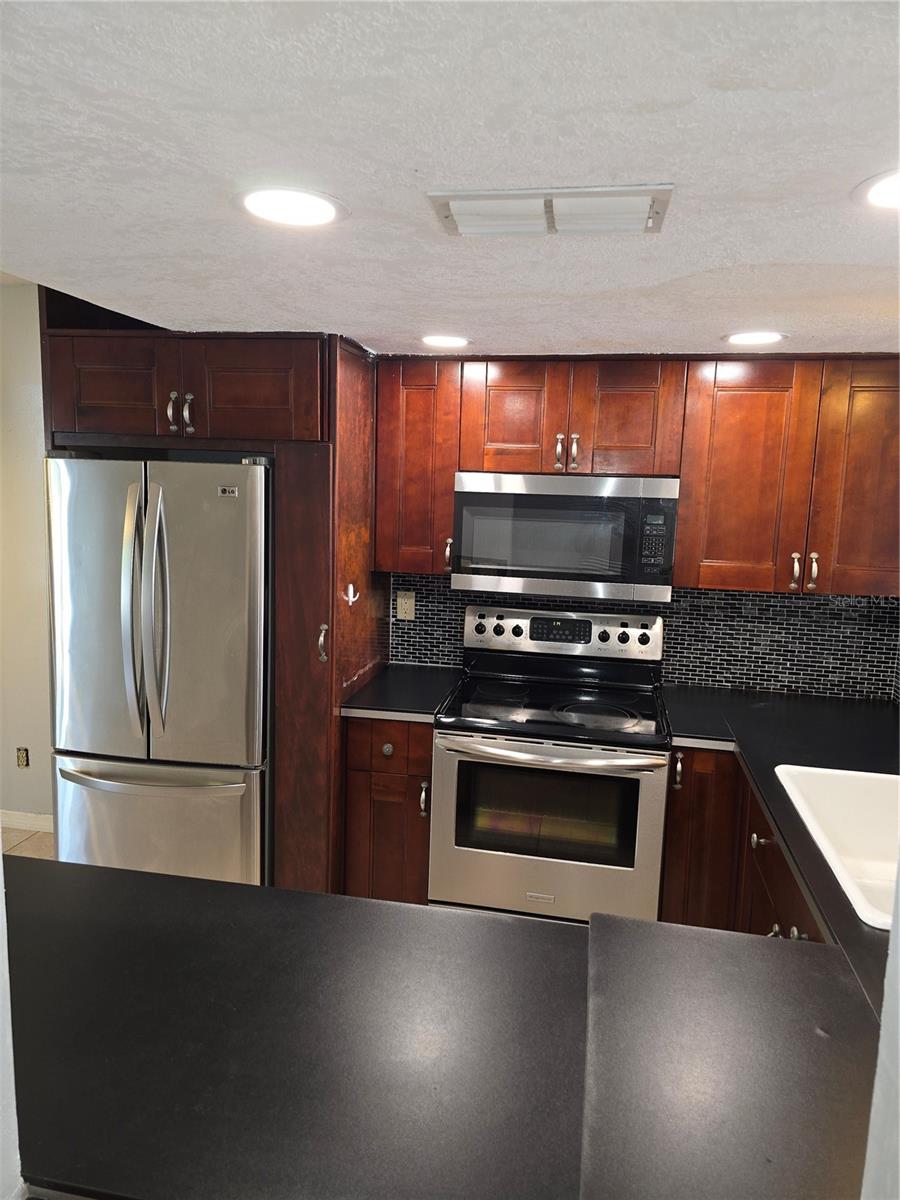 Details for 7168 Bank Drive 7168, TAMPA, FL 33617