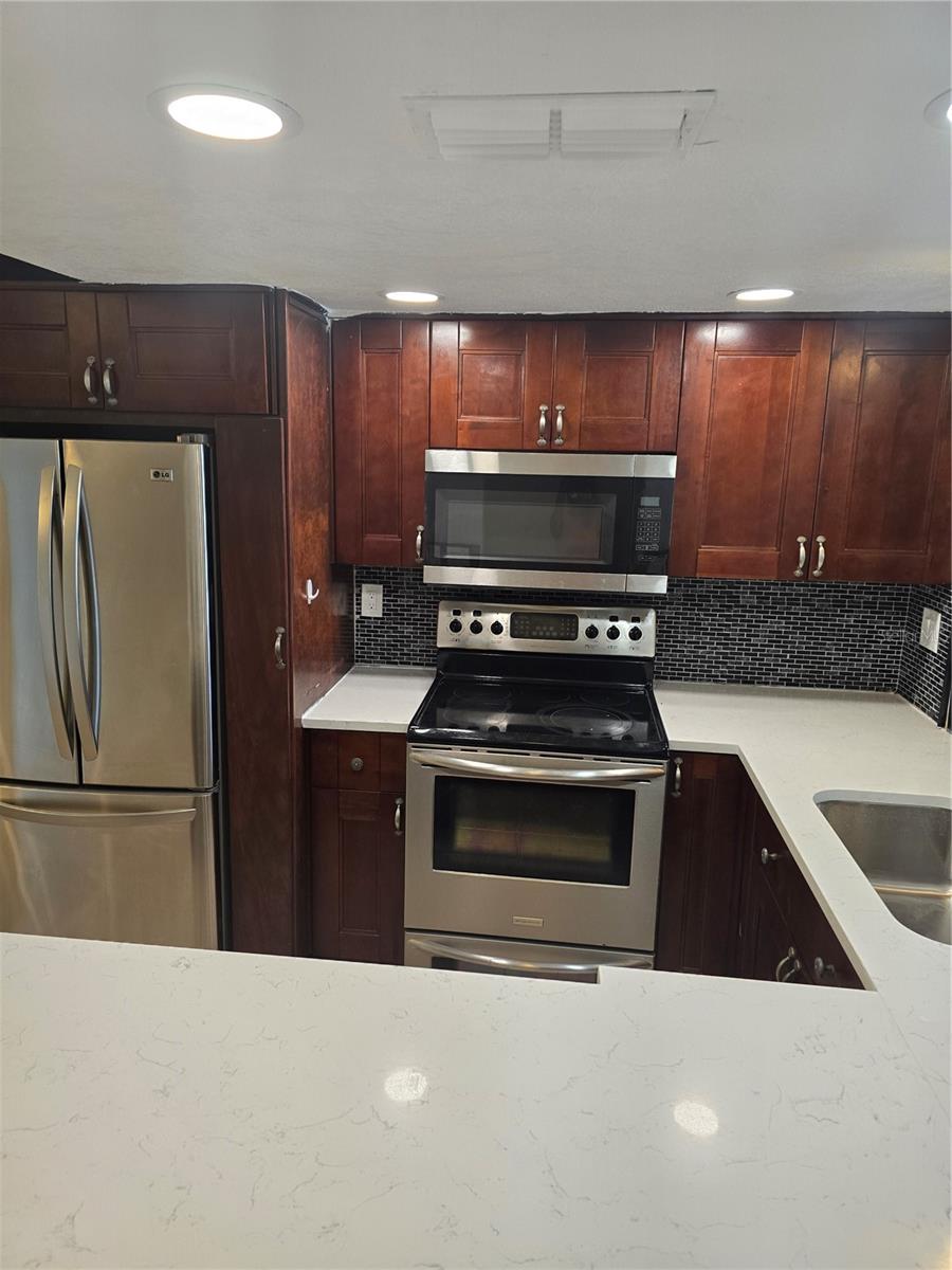 Image 17 of 17 For 7168 Bank Drive 7168