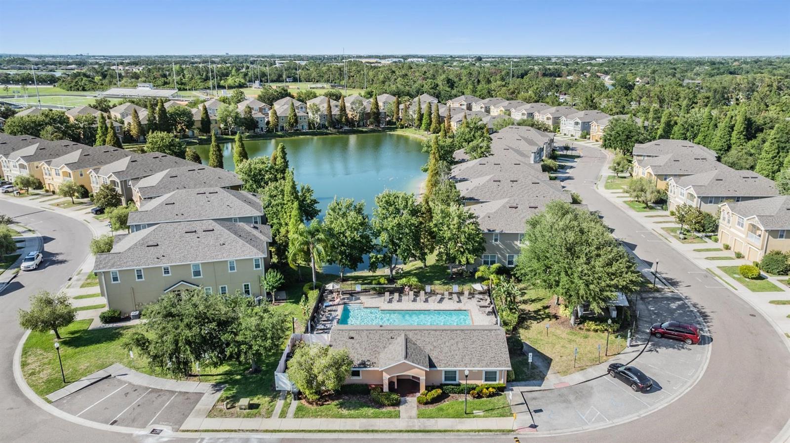 Listing photo id 31 for 6736 Breezy Palm Drive