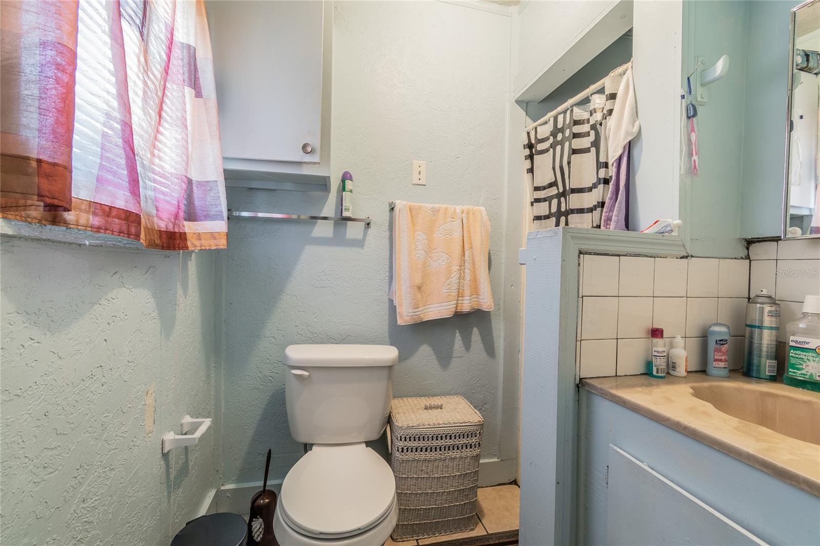Image 10 of 79 For 4059 Orange Avenue Se