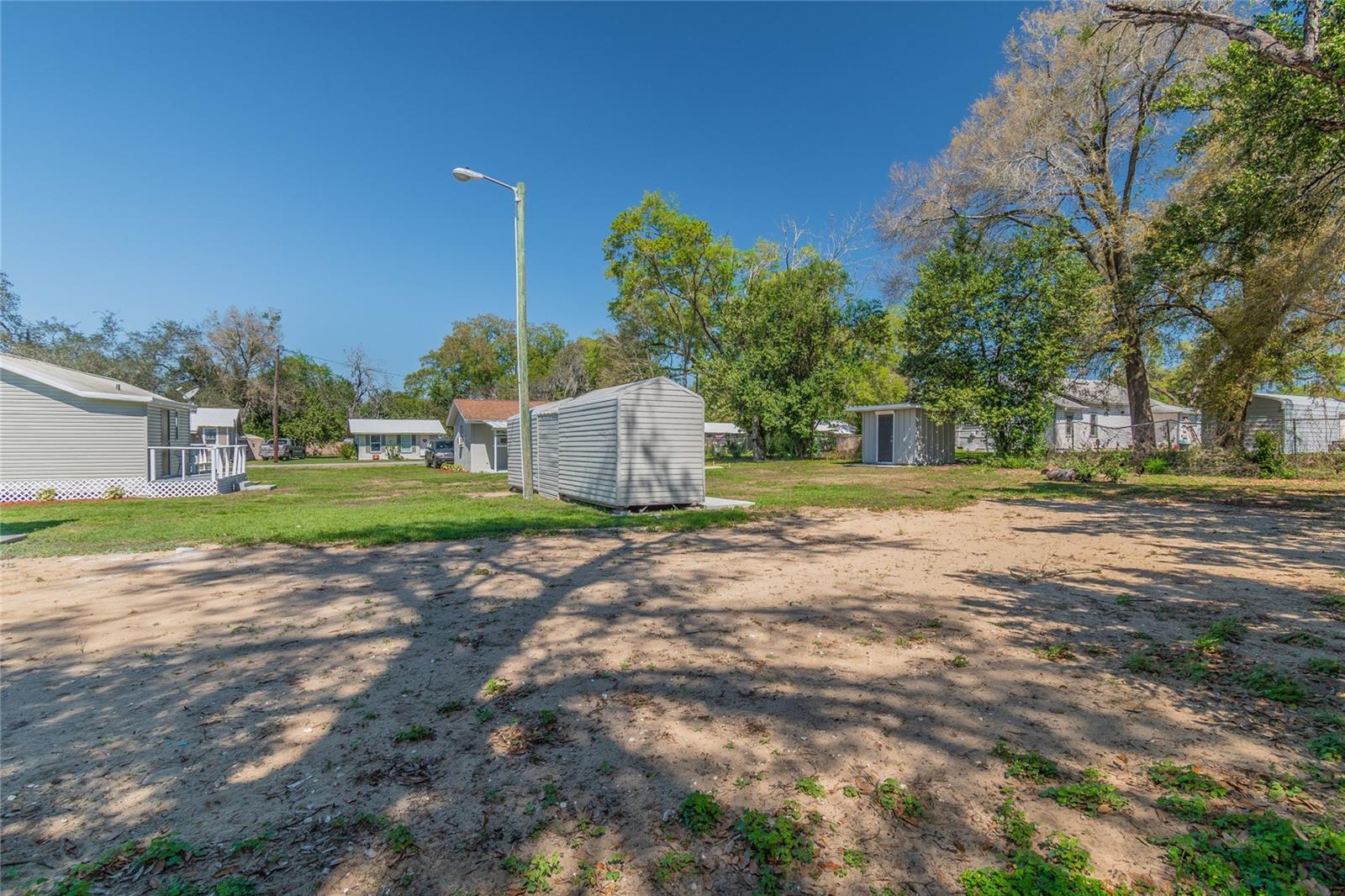 Image 24 of 79 For 4059 Orange Avenue Se