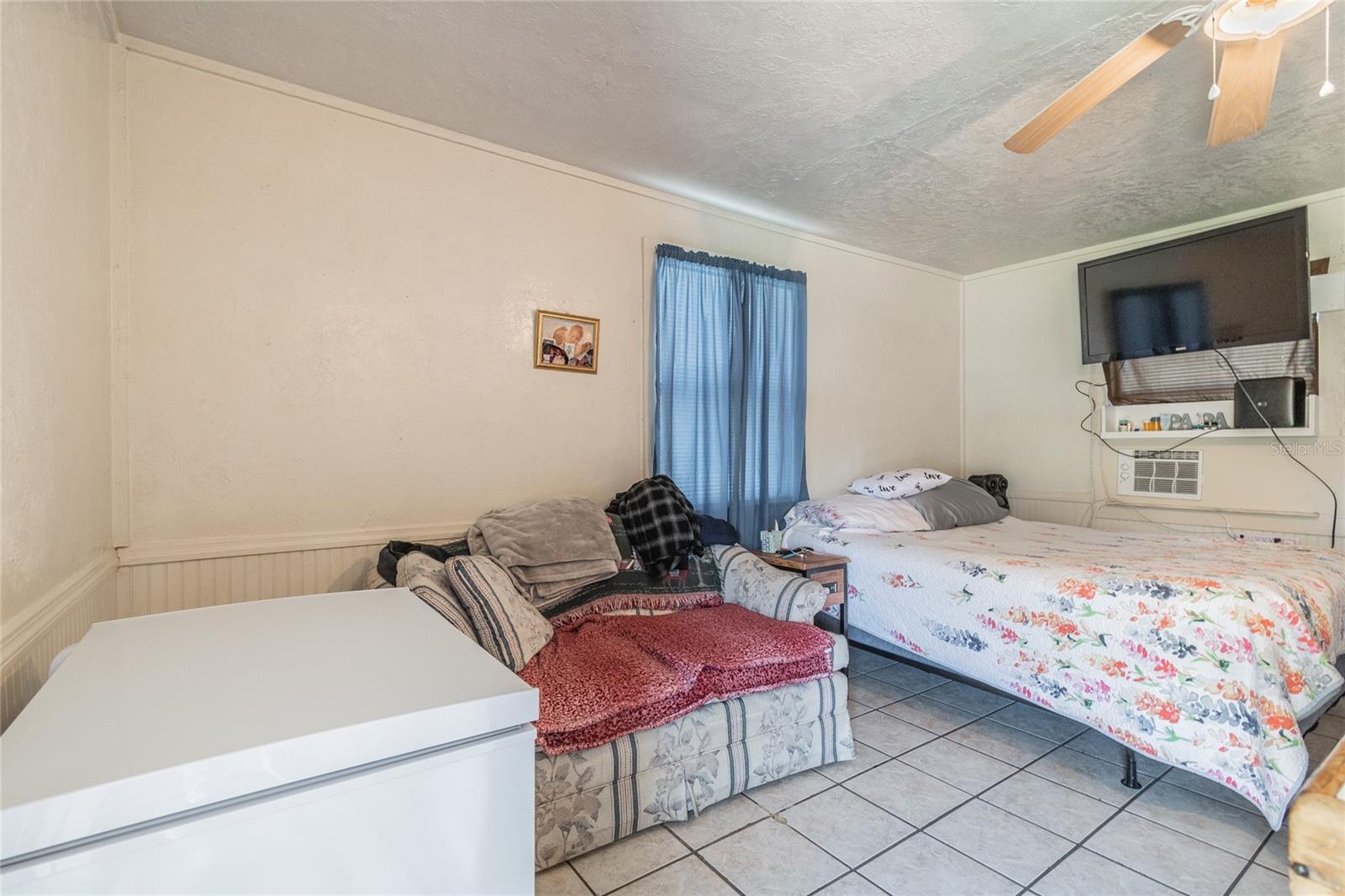 Image 7 of 79 For 4059 Orange Avenue Se