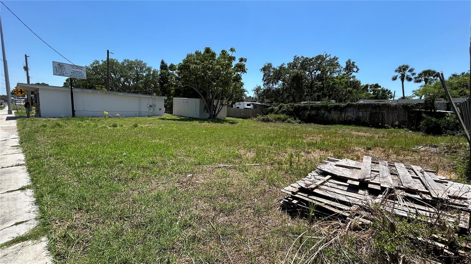 Image 7 of 7 For 9909 41 Highway