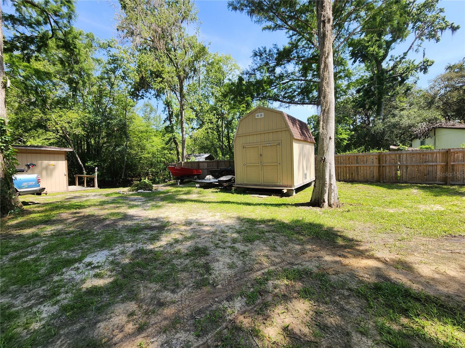 Listing photo id 18 for 7576 Bobcat Point