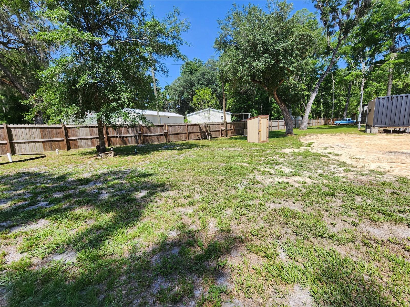 Listing photo id 19 for 7576 Bobcat Point