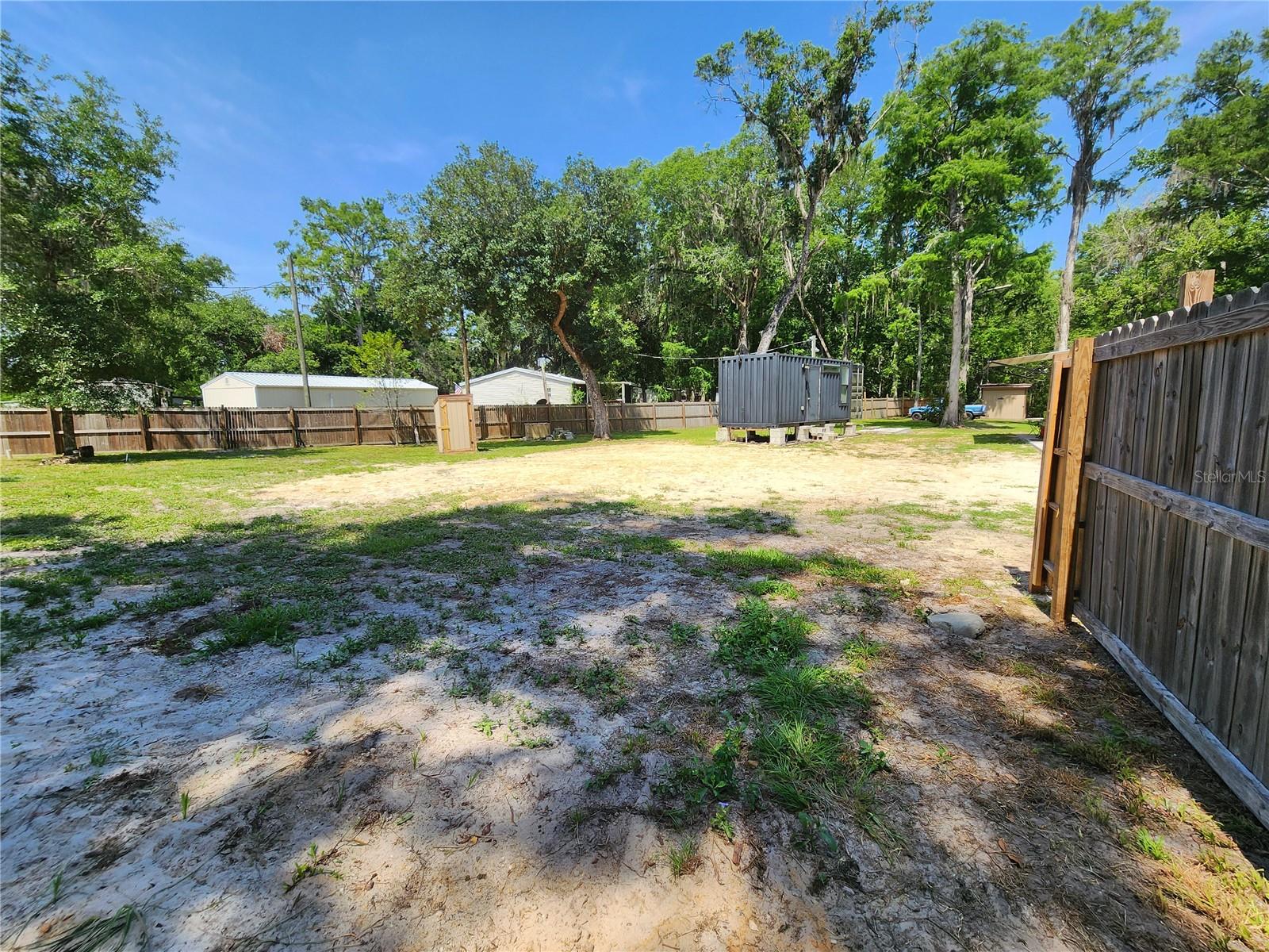 Listing photo id 22 for 7576 Bobcat Point
