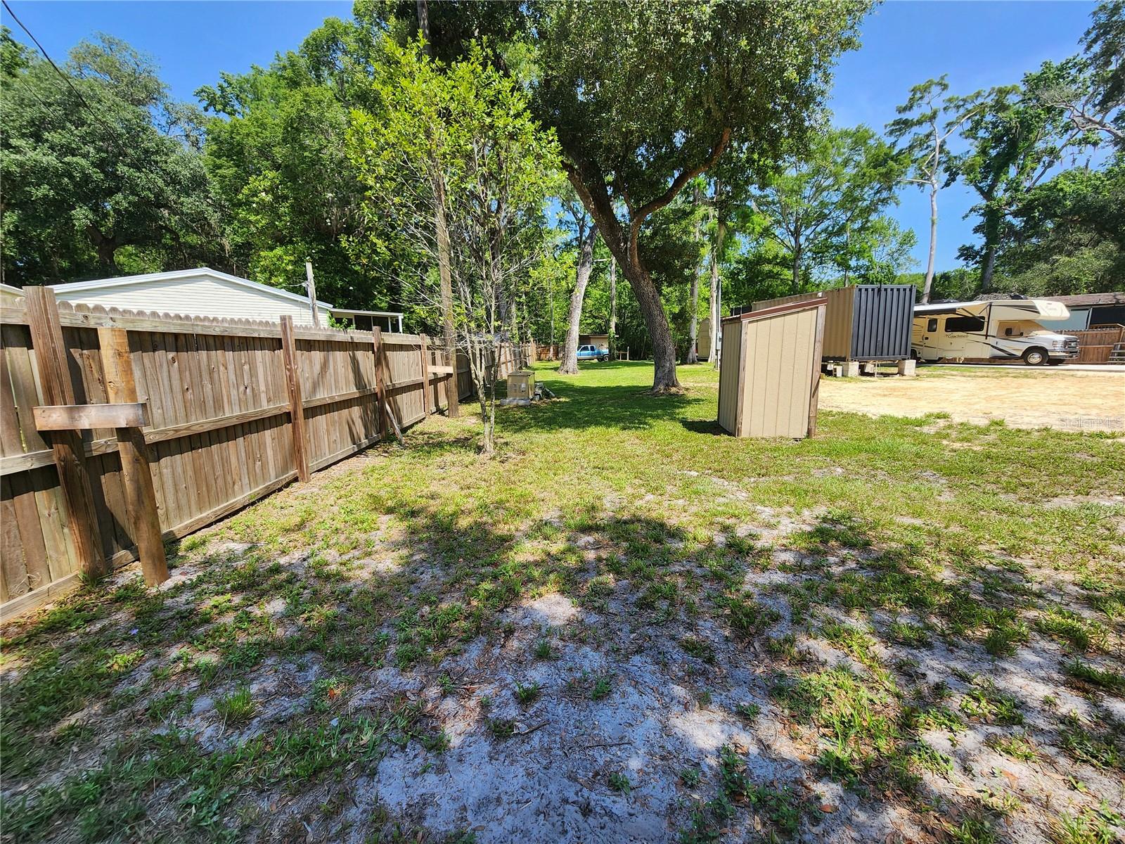 Listing photo id 26 for 7576 Bobcat Point