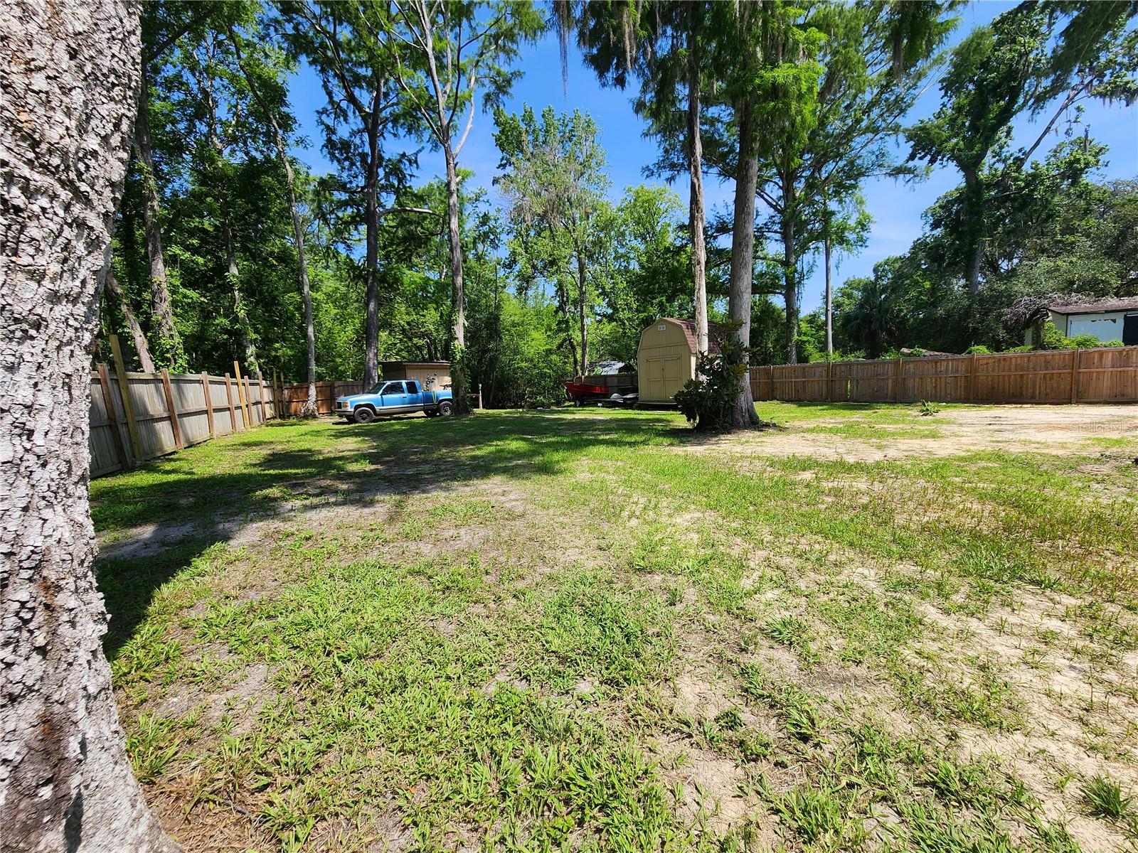 Listing photo id 29 for 7576 Bobcat Point