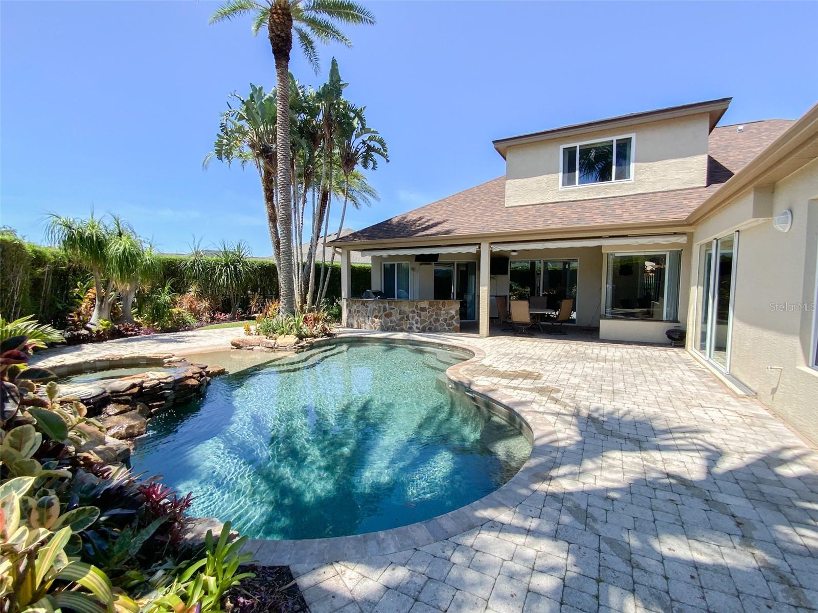 Listing photo id 10 for 2041 Gold Dust Court