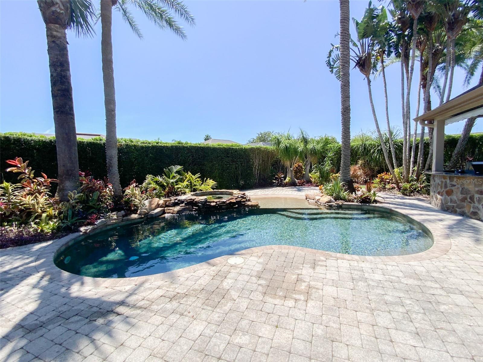 Listing photo id 11 for 2041 Gold Dust Court