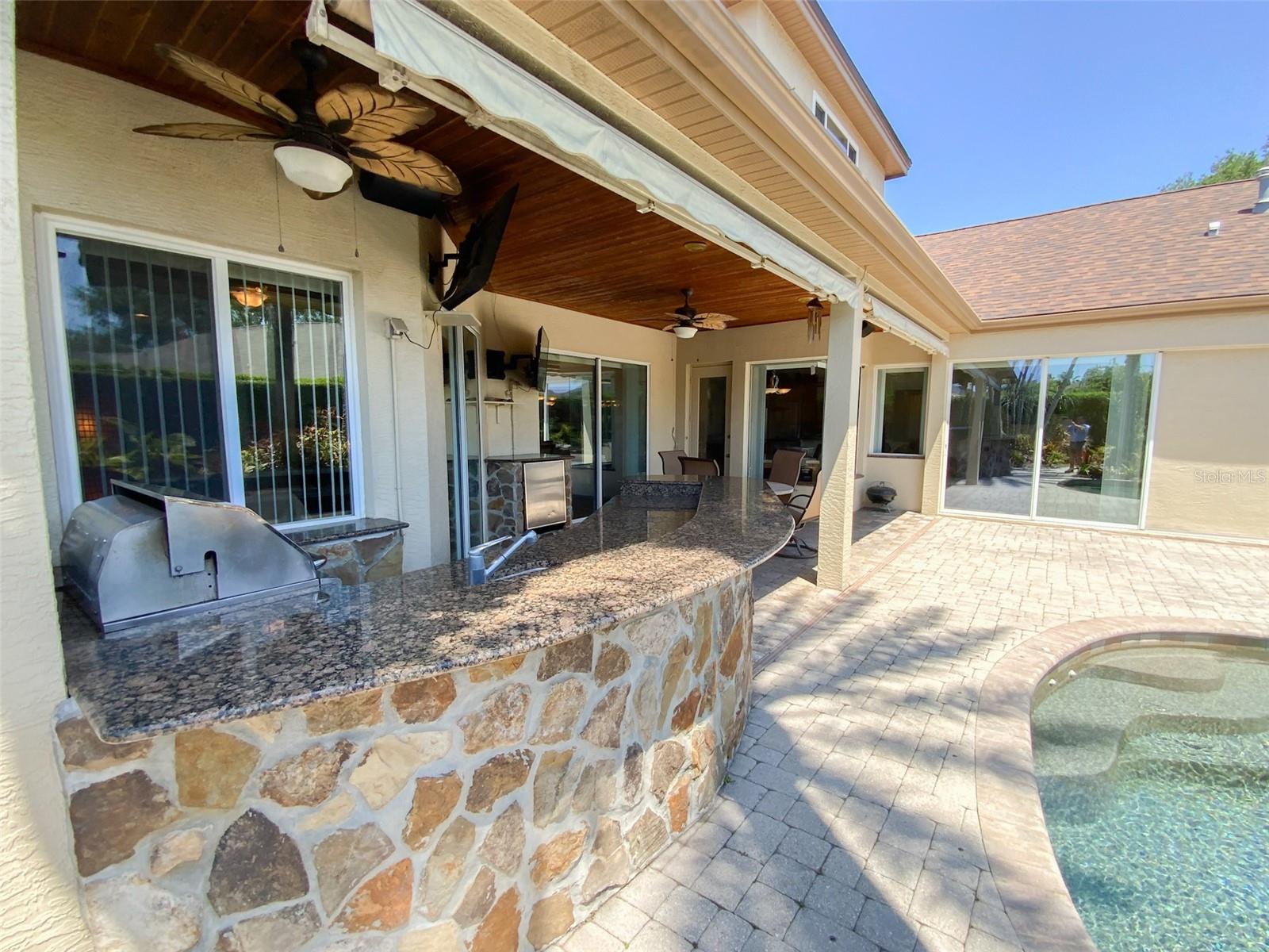 Listing photo id 18 for 2041 Gold Dust Court