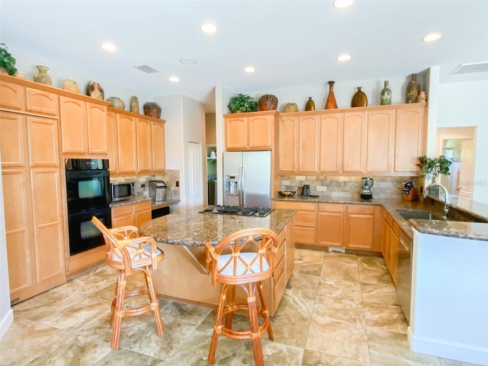 Listing photo id 20 for 2041 Gold Dust Court