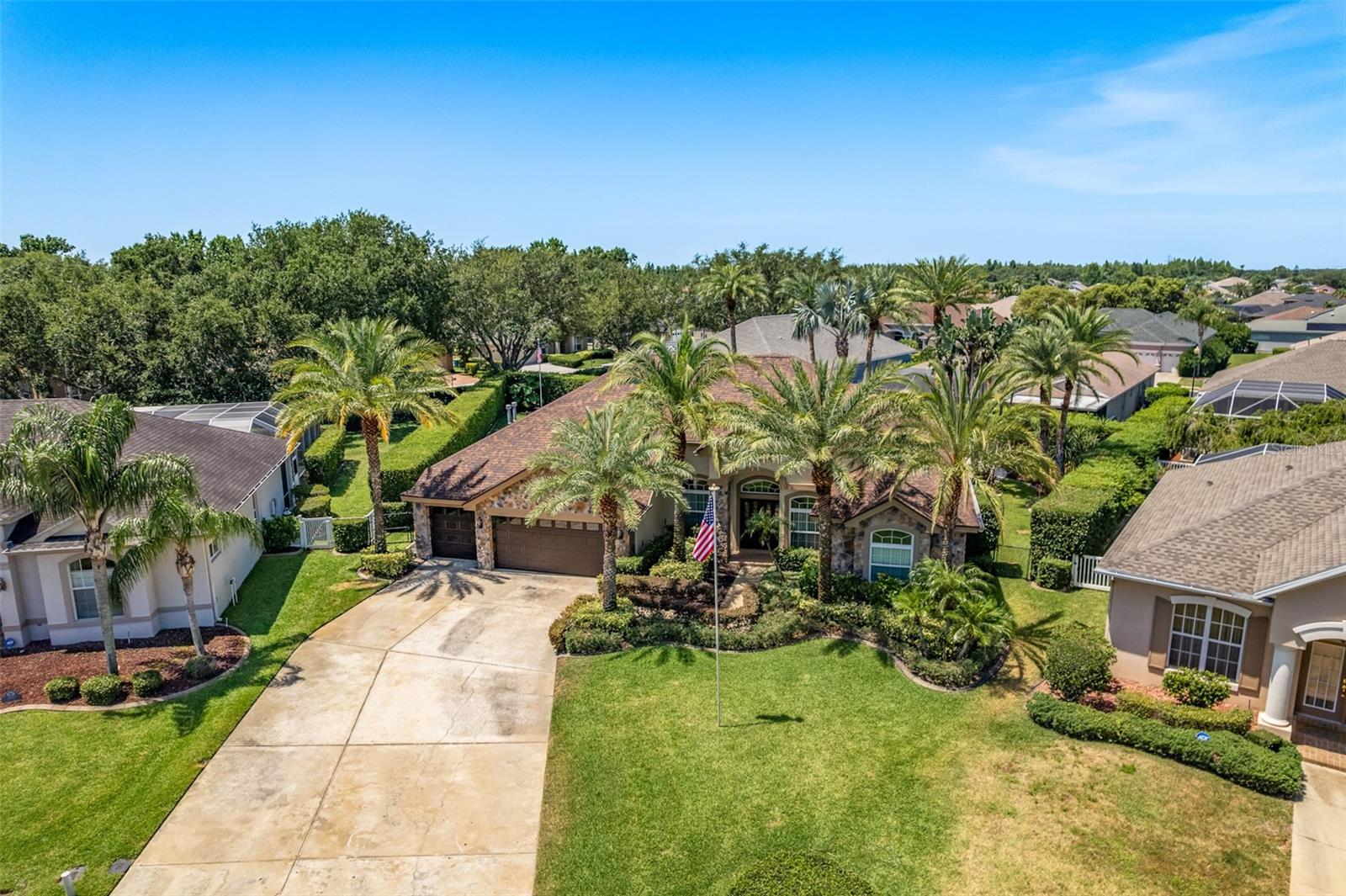 Listing photo id 1 for 2041 Gold Dust Court