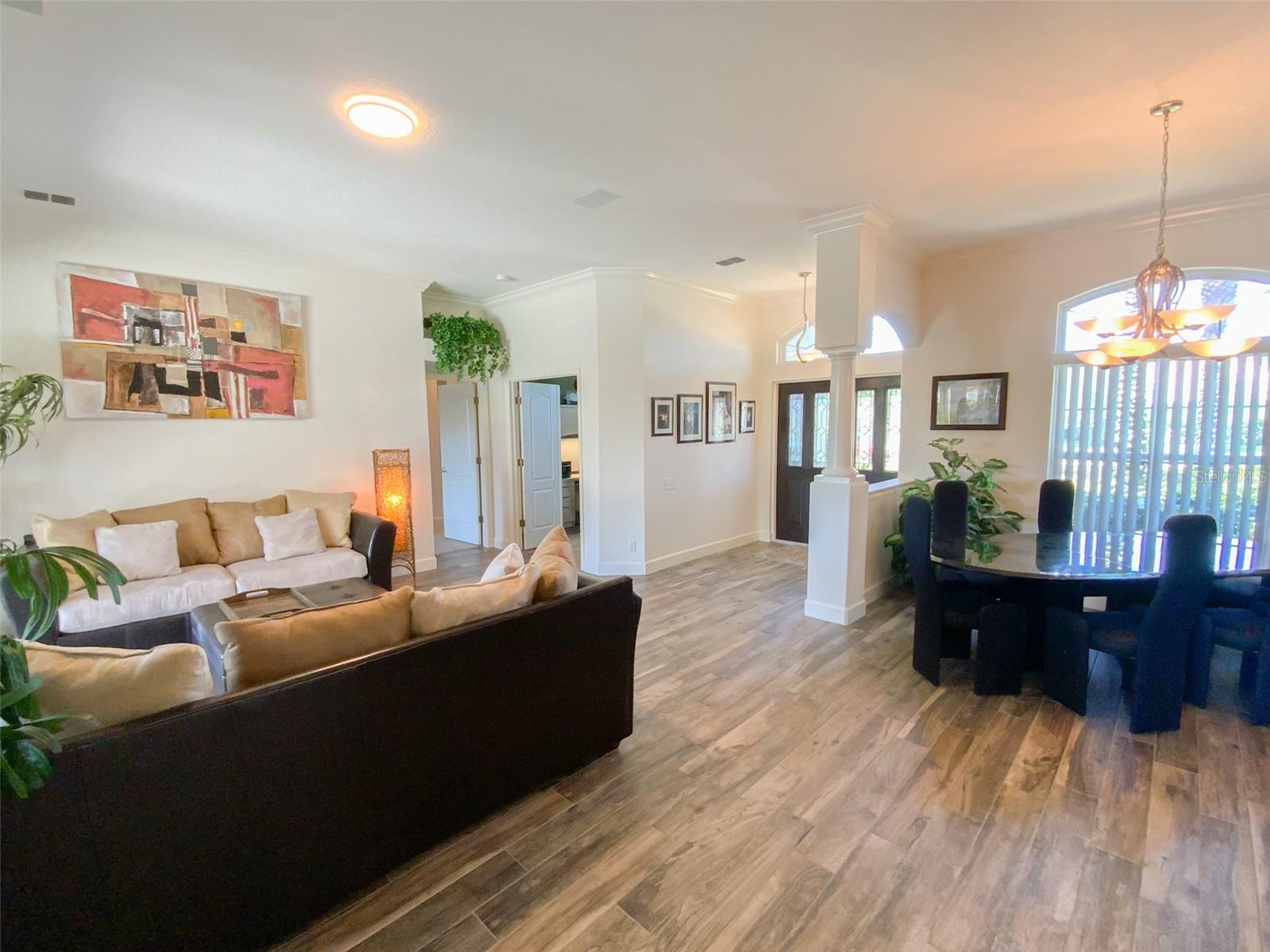 Listing photo id 37 for 2041 Gold Dust Court