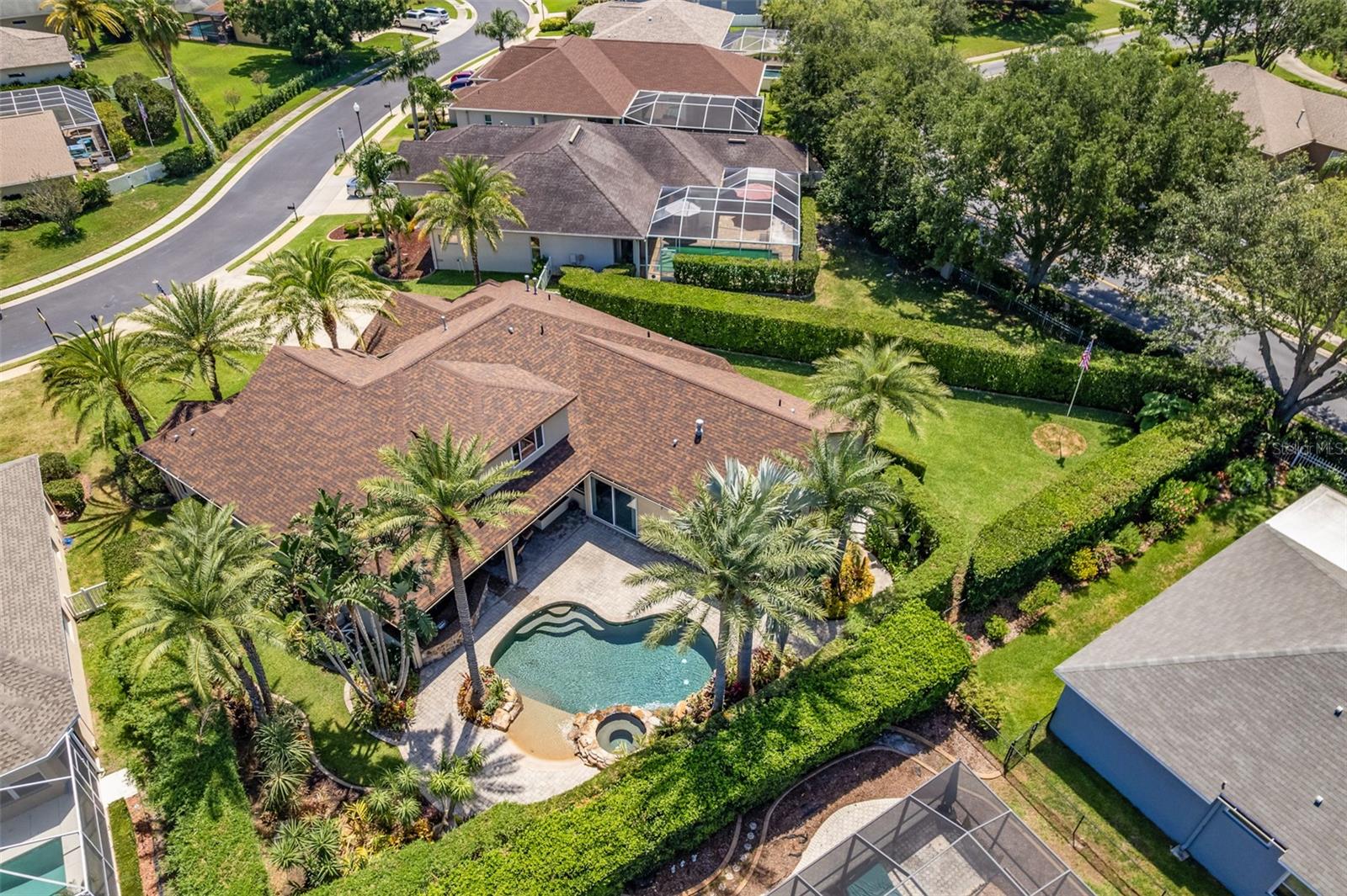 Listing photo id 3 for 2041 Gold Dust Court