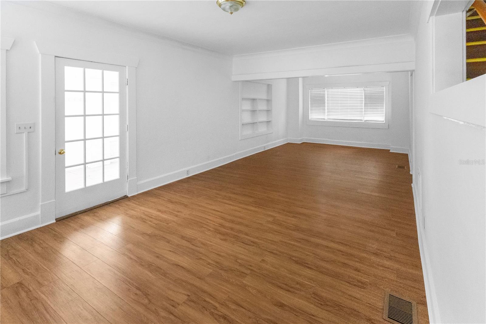 Image 6 of 44 For 2312 Highland Street S