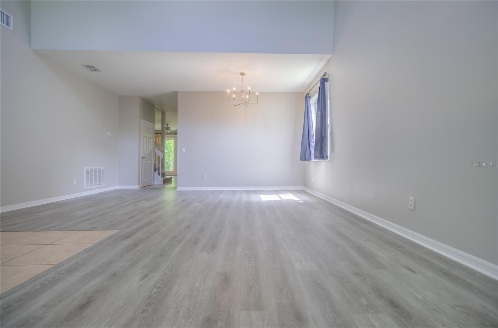 Image 12 of 85 For 20513 Sultana Court