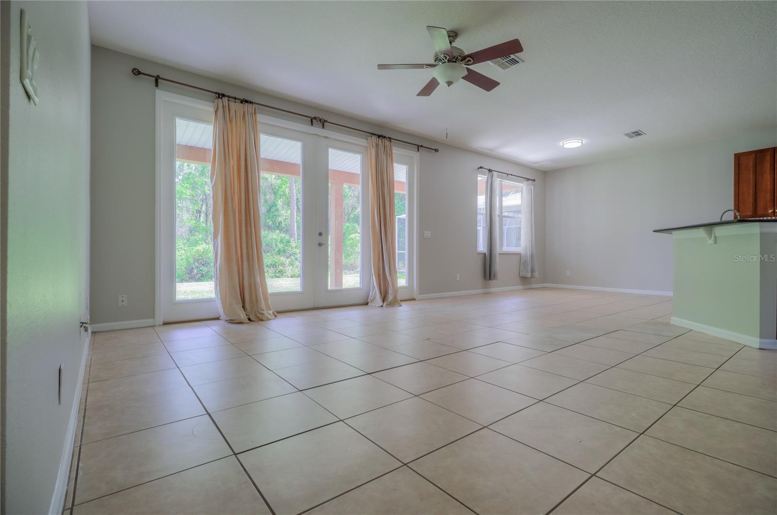 Image 15 of 85 For 20513 Sultana Court