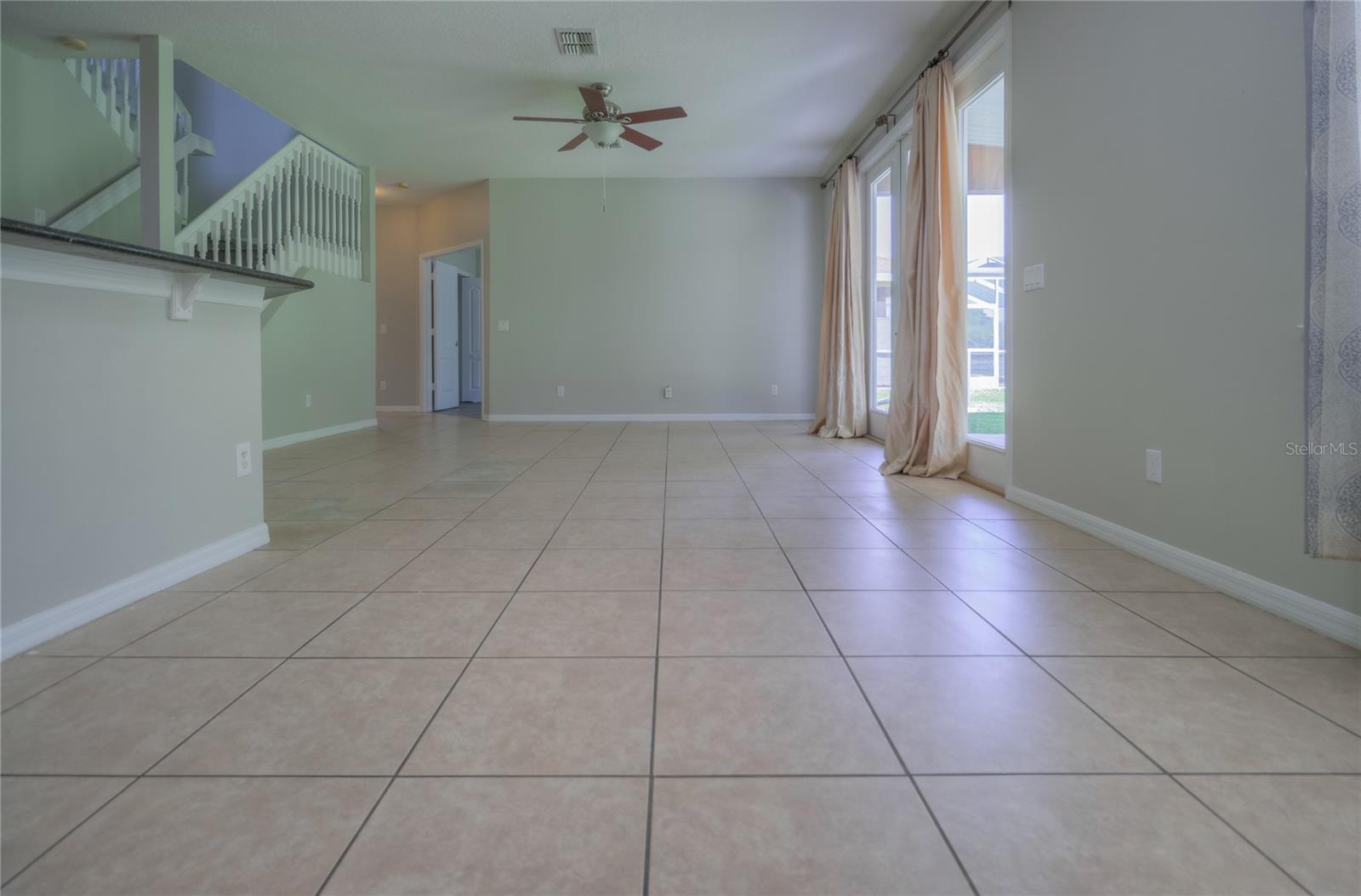 Image 18 of 85 For 20513 Sultana Court