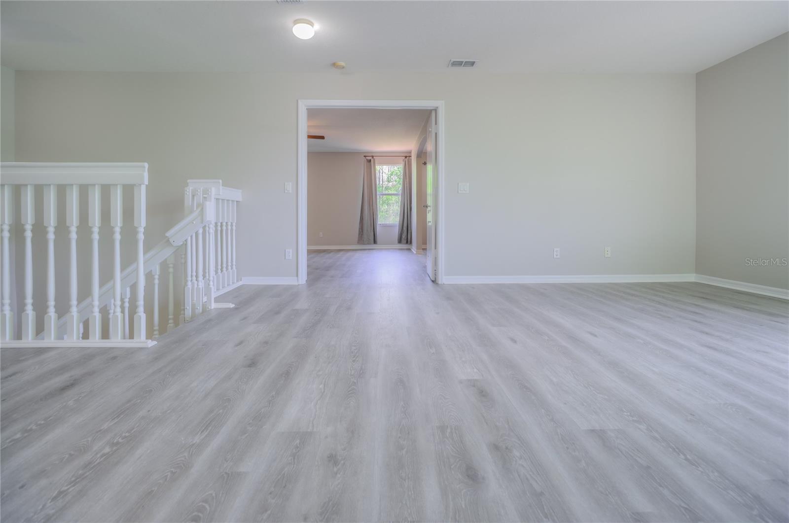 Image 32 of 85 For 20513 Sultana Court