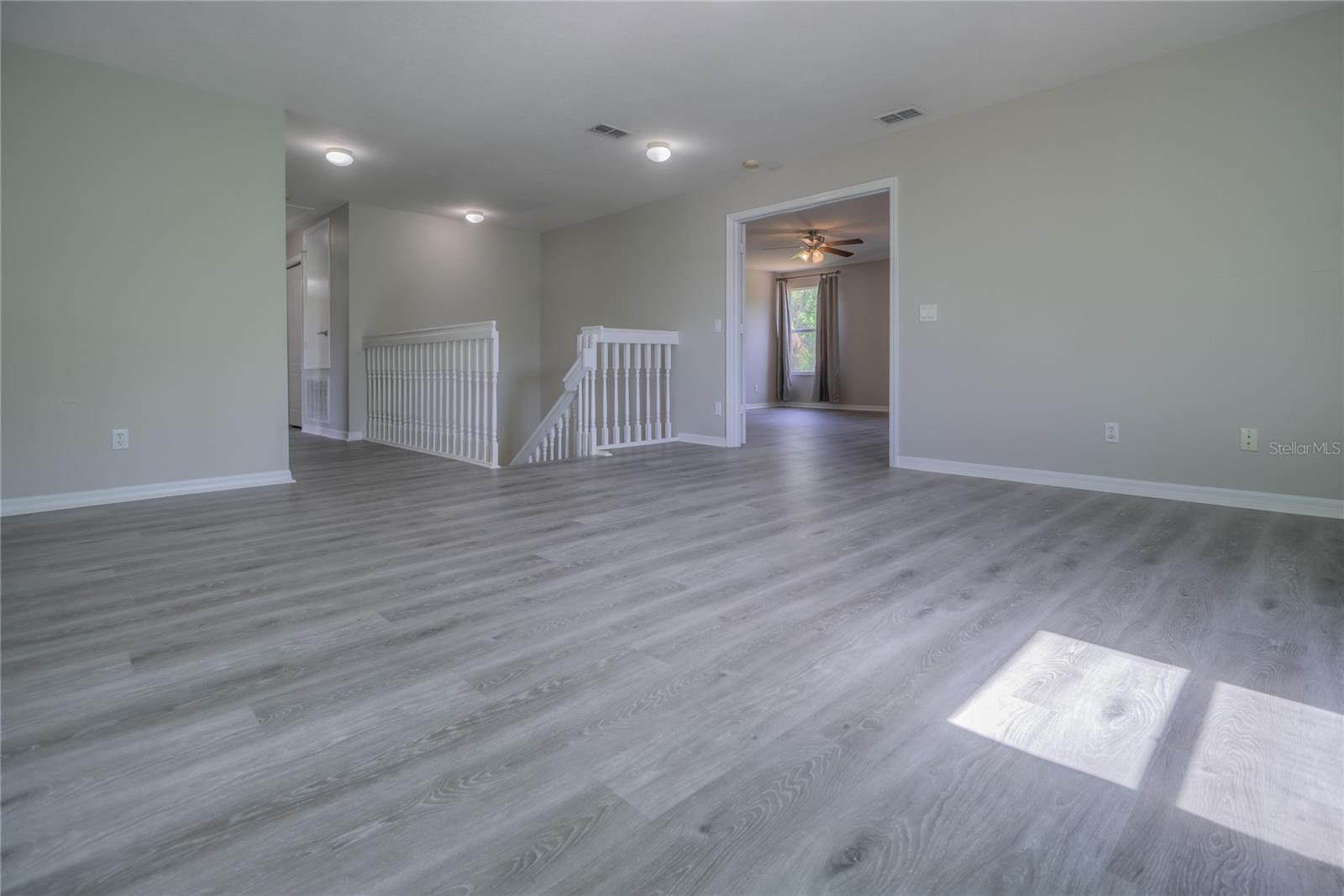 Image 33 of 85 For 20513 Sultana Court