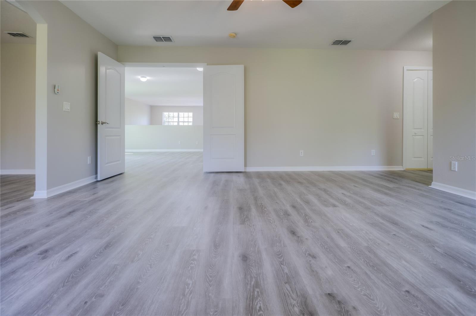 Image 41 of 85 For 20513 Sultana Court