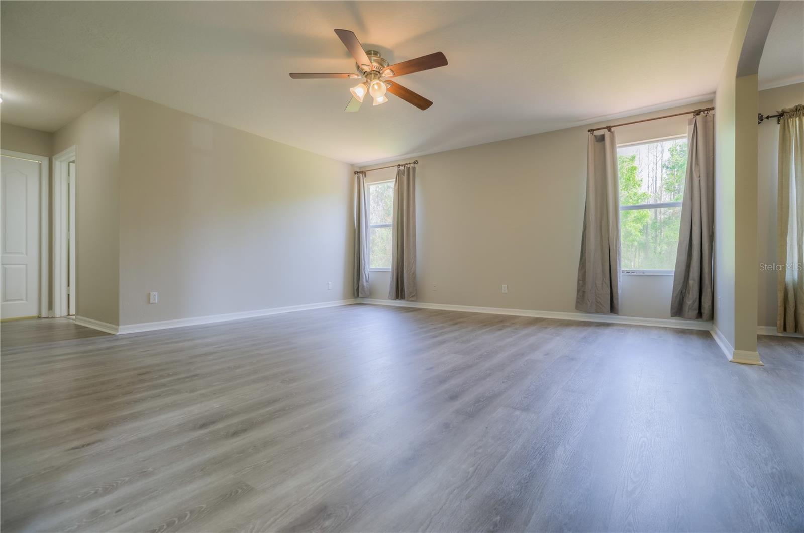 Image 43 of 85 For 20513 Sultana Court