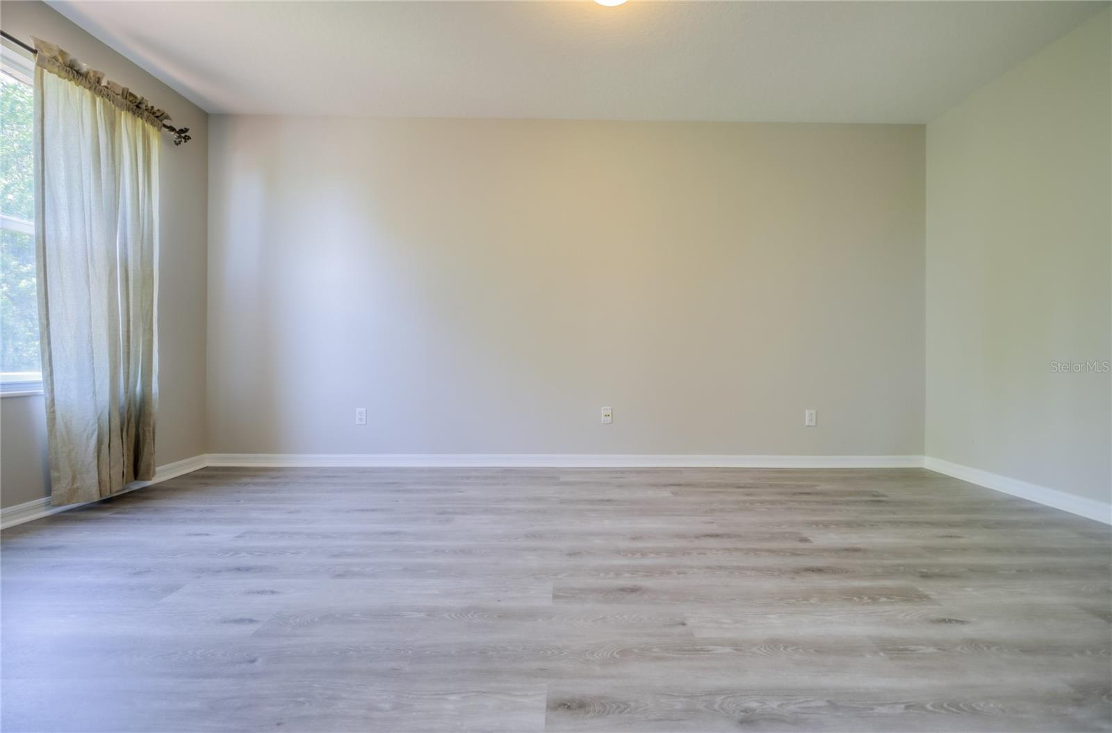 Image 45 of 85 For 20513 Sultana Court
