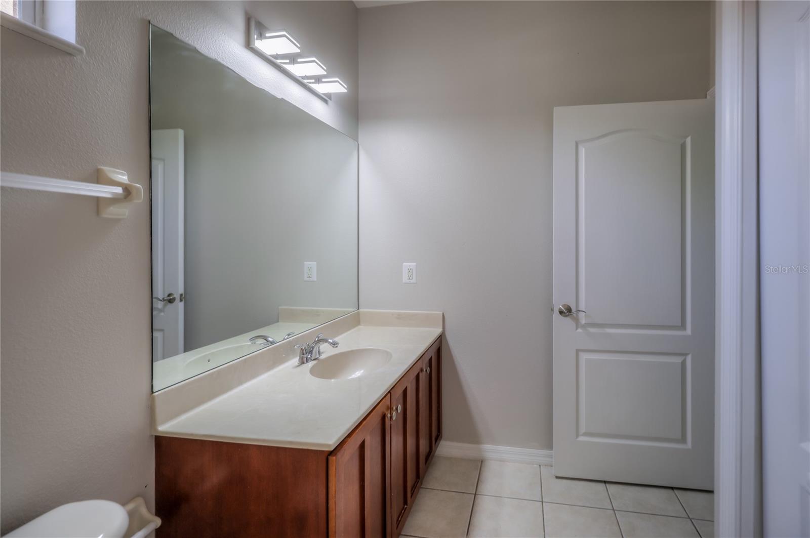 Image 58 of 85 For 20513 Sultana Court