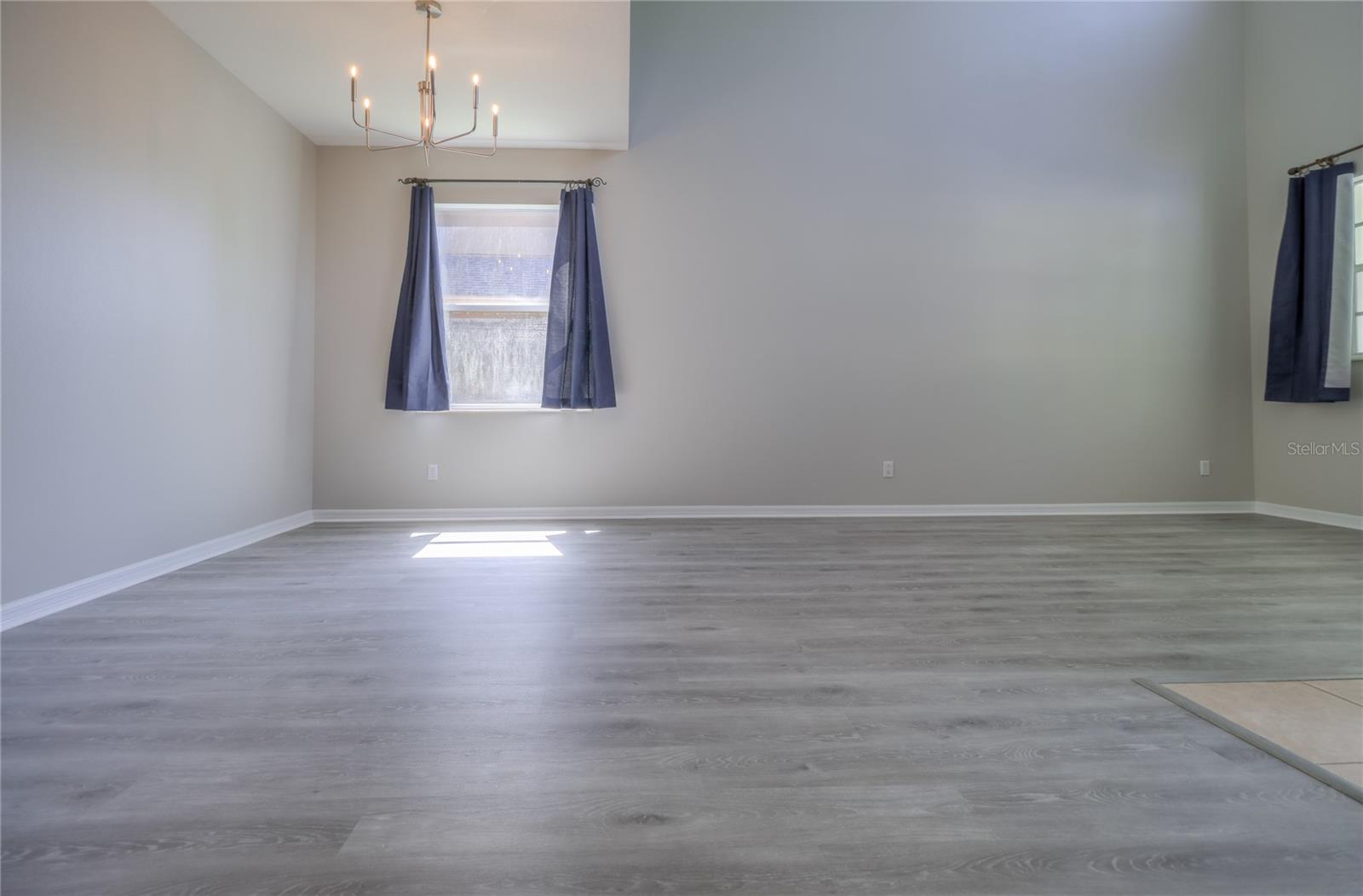 Image 6 of 85 For 20513 Sultana Court