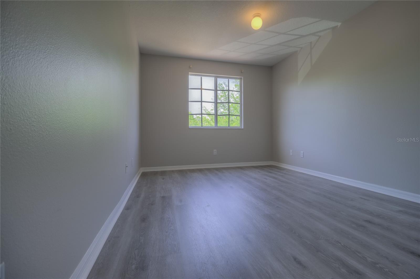 Image 60 of 85 For 20513 Sultana Court