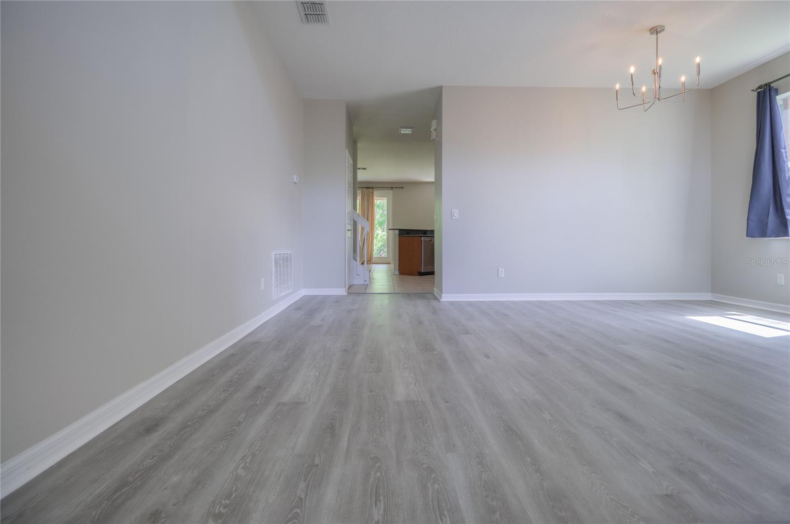 Image 7 of 85 For 20513 Sultana Court