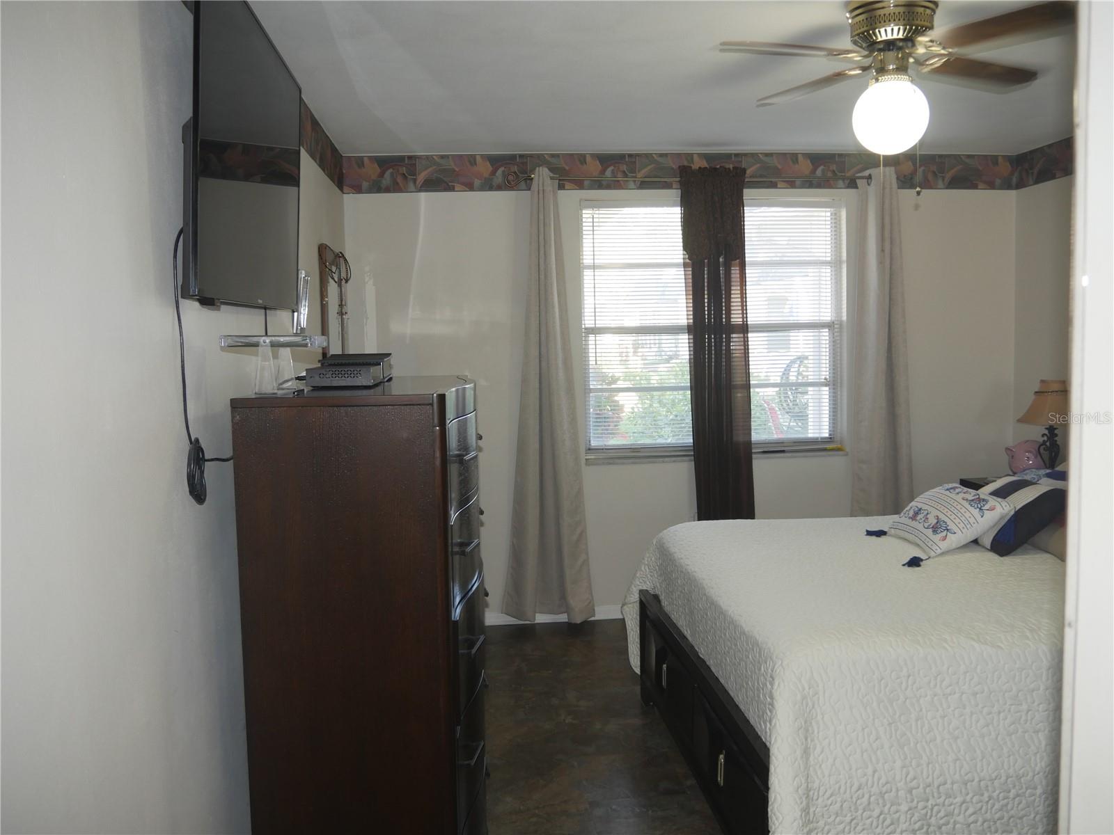 Image 15 of 41 For 4230 Richmere Drive 4230