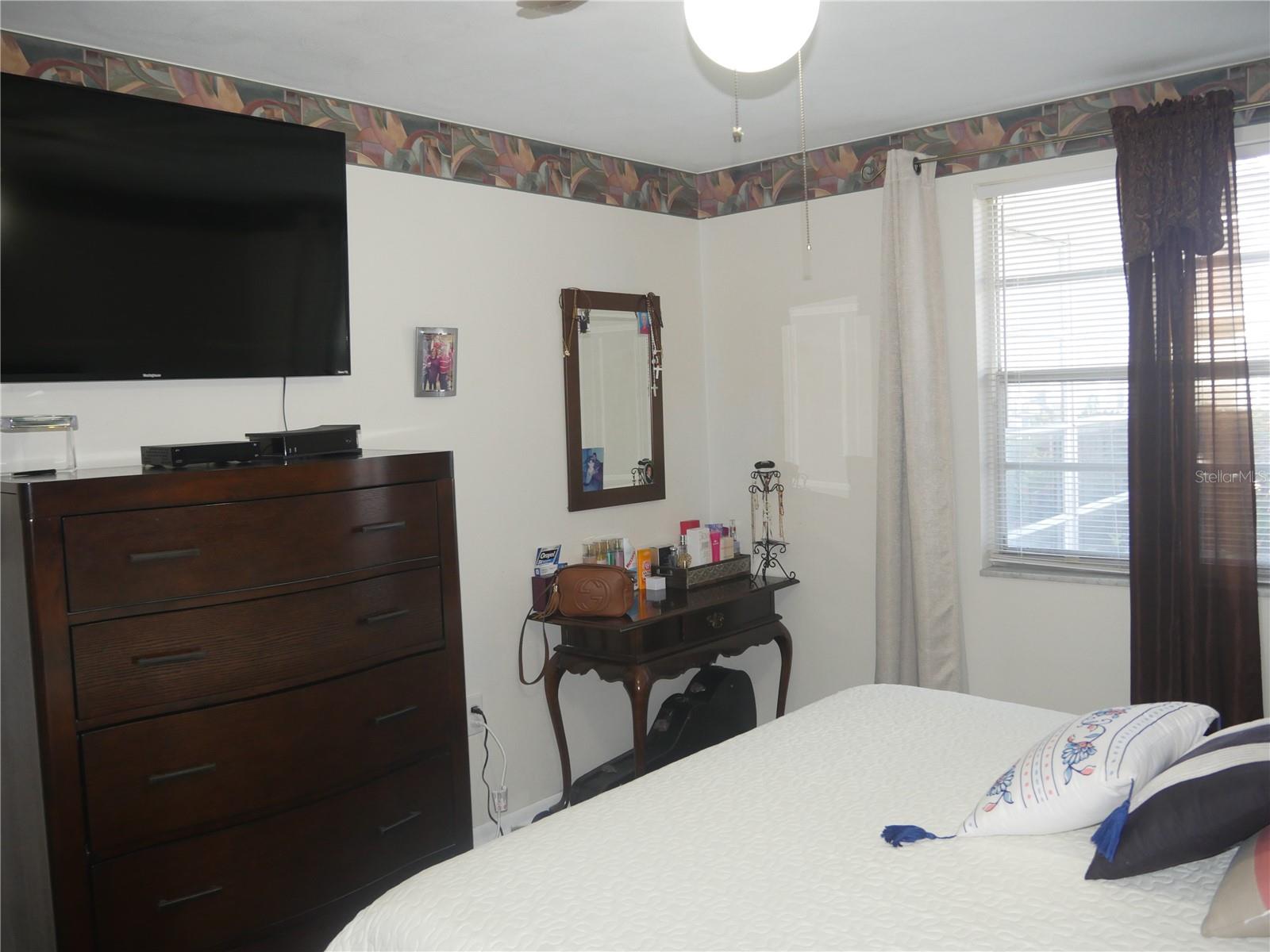 Image 16 of 41 For 4230 Richmere Drive 4230