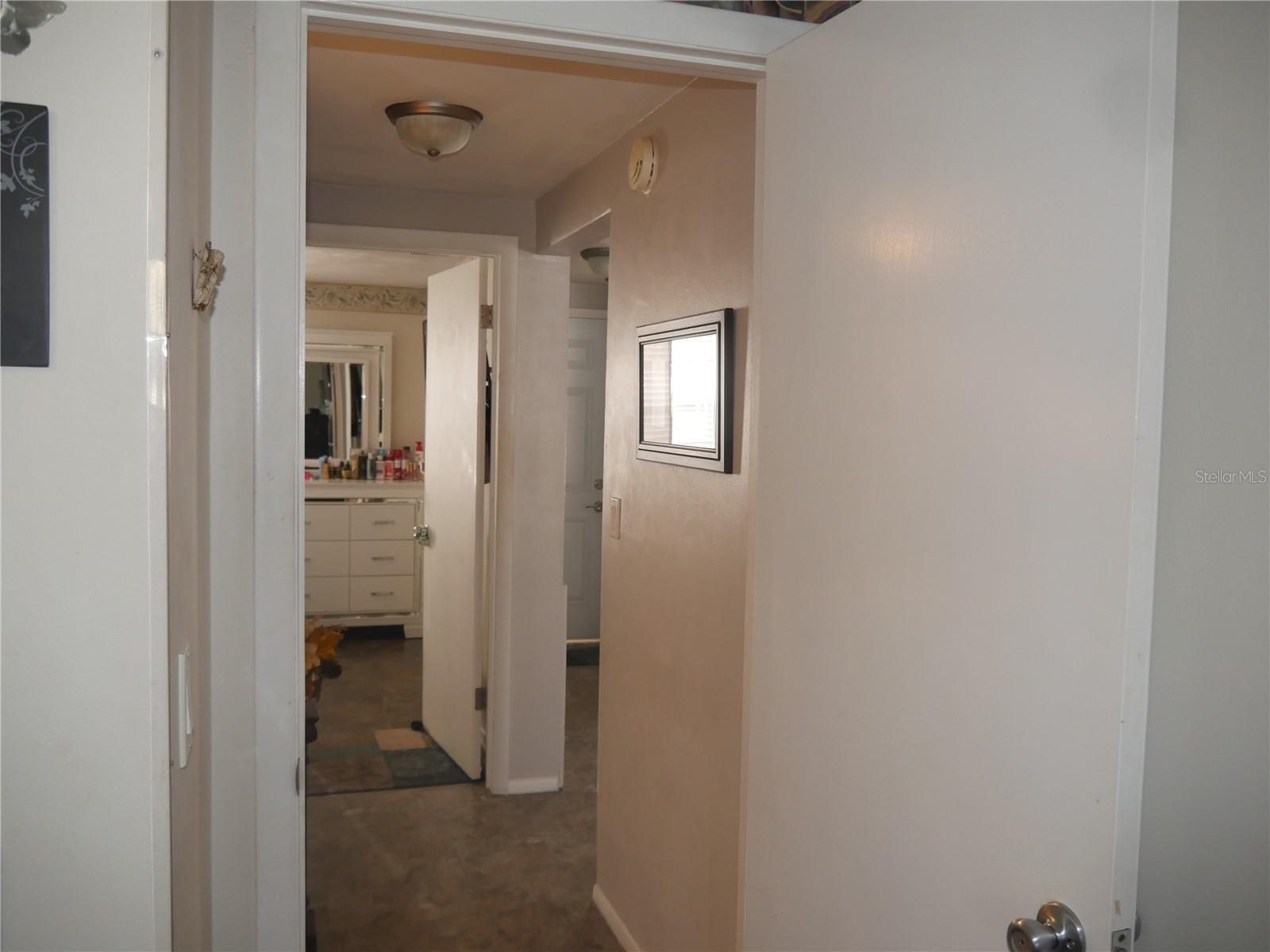 Image 24 of 41 For 4230 Richmere Drive 4230