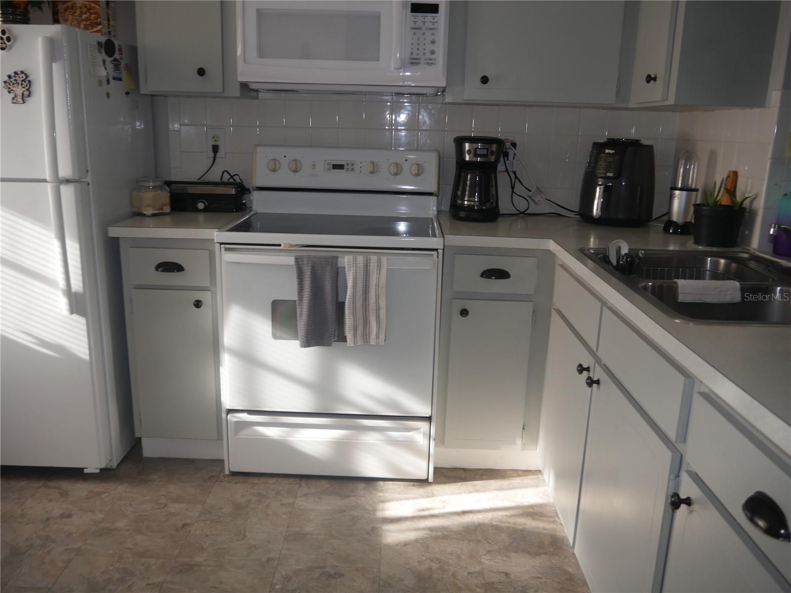 Image 7 of 41 For 4230 Richmere Drive 4230