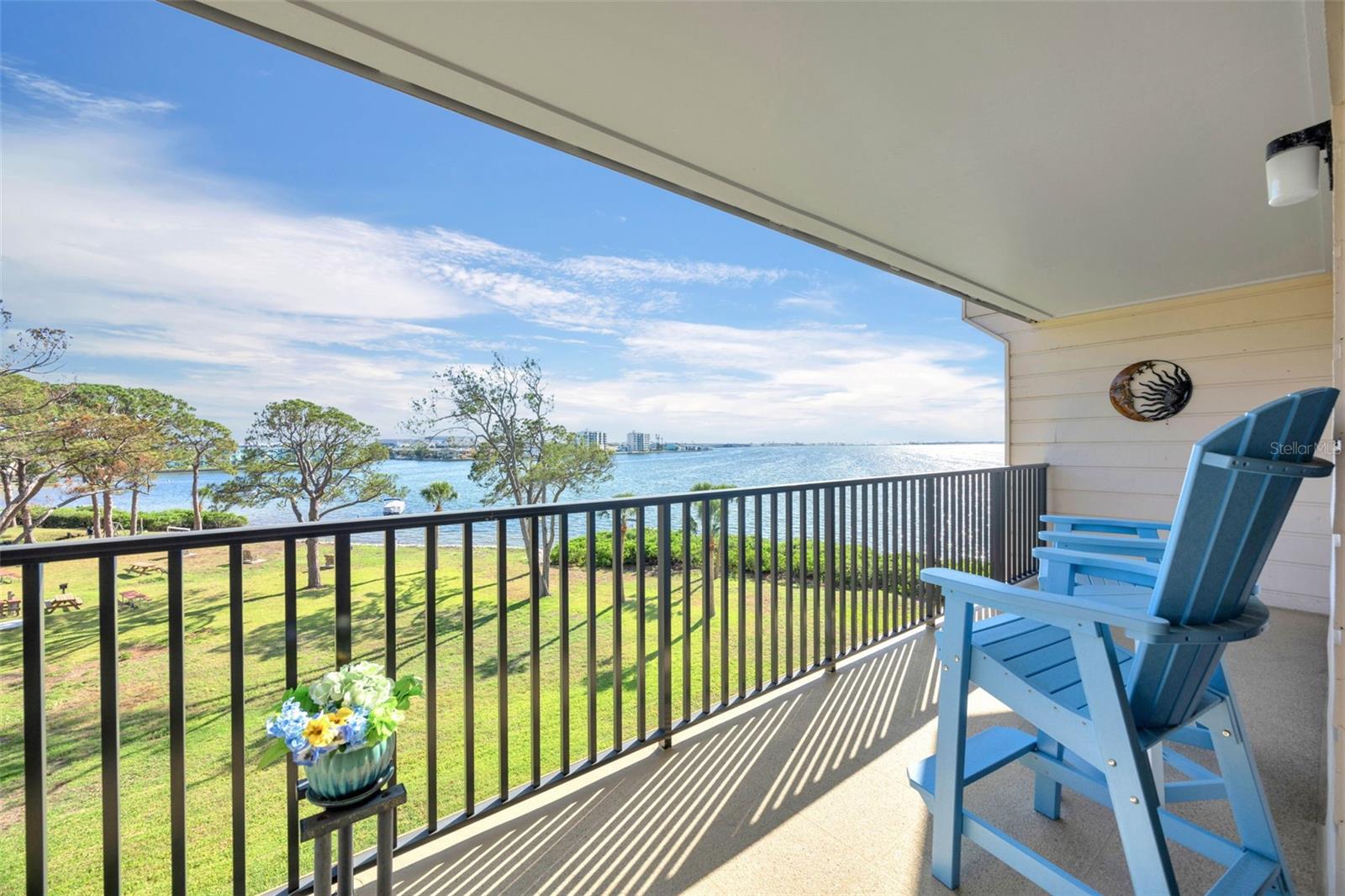Image 10 of 62 For 2700 Bayshore Boulevard 11308